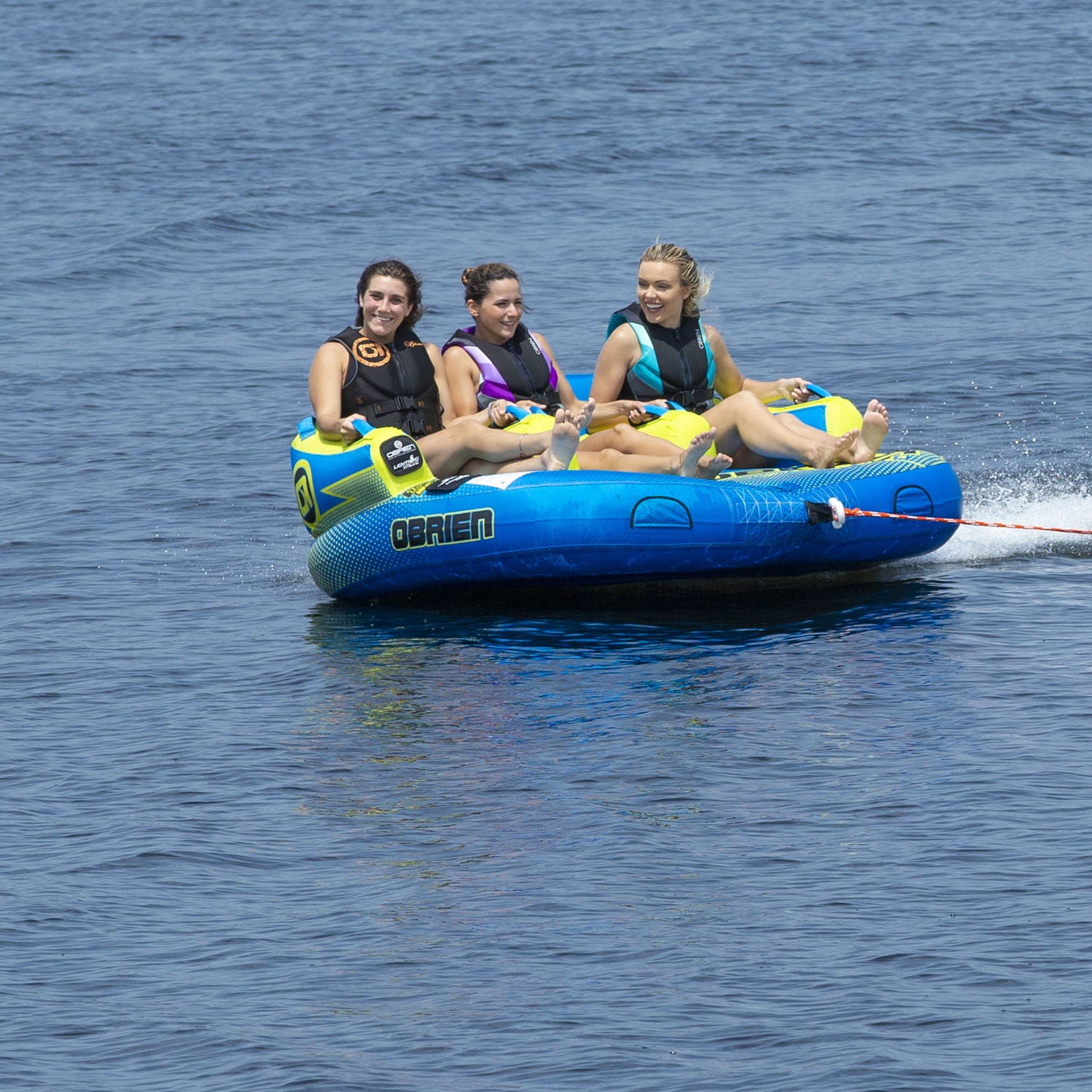 O'Brien Barca 3-Person Towable Tube - Heavy Duty Inflatable Water Tube for Boating, Lakes & Rivers - Fun for Adults & Kids - Perfect for Summer Water Sports & Family Outings