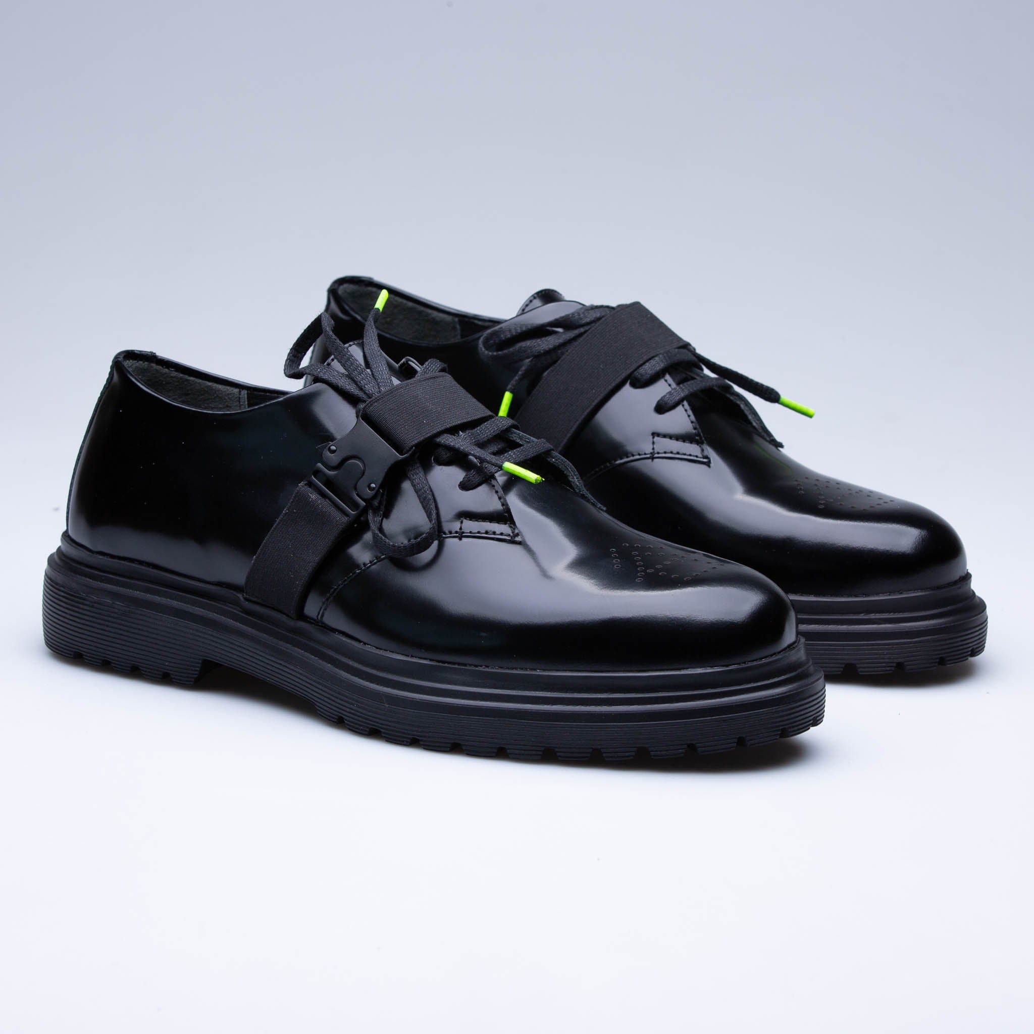 Black Wood Classic Shoes for Men & Women - Comfortable & Stylish Casual Footwear for Walking, Travel, and Everyday Wear