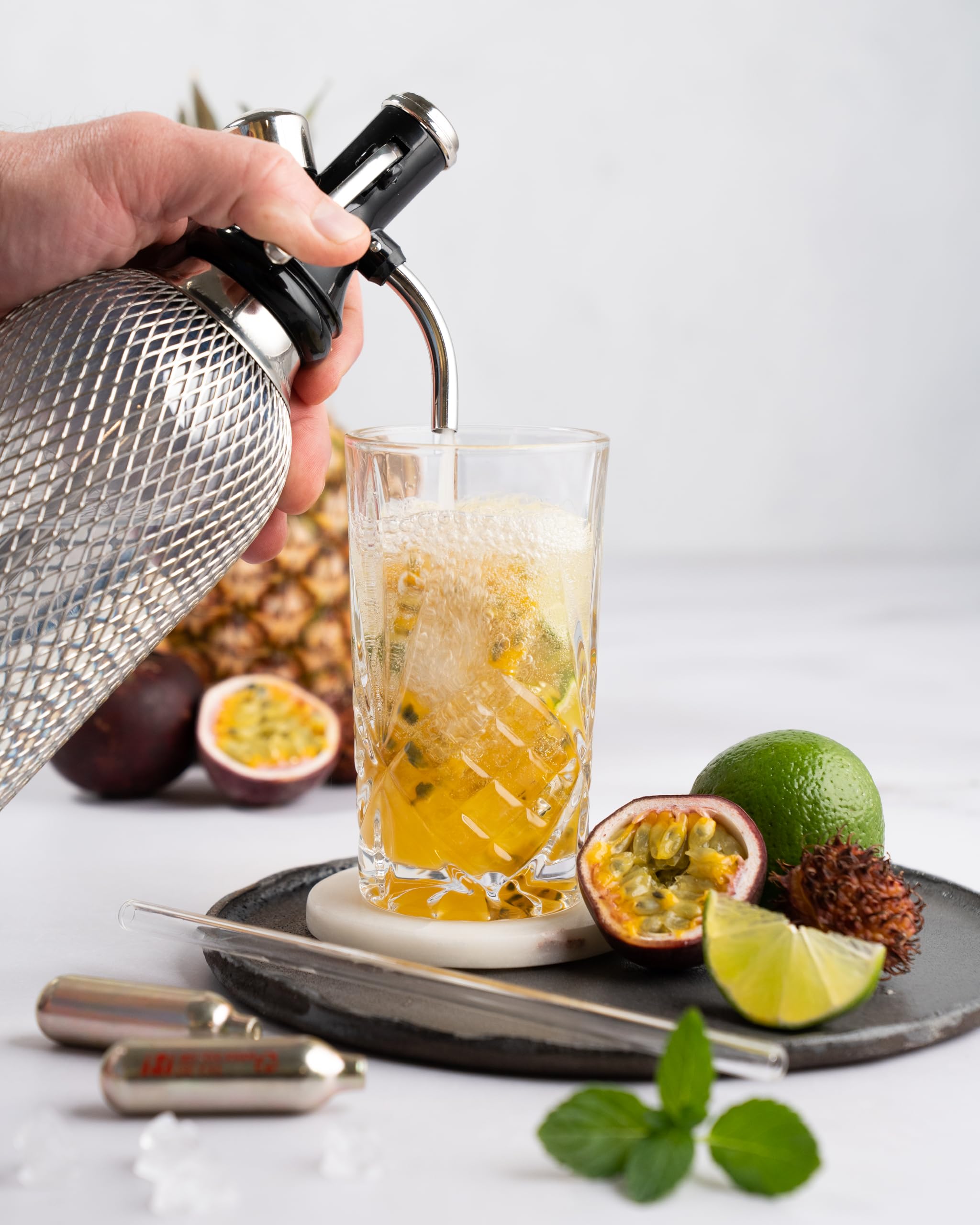 iSi North America Replacement Head for iSi Soda Maker Classic - Compatible with iSi Siphon & Carbonation System - Perfect for Home Carbonated Drinks & Cocktails