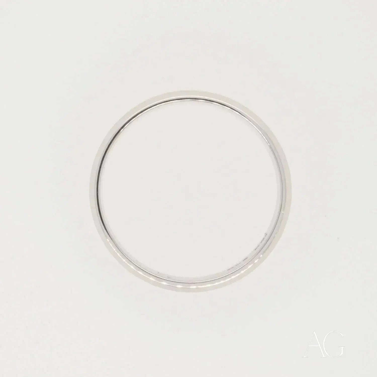 Elegant White Gold Wedding Band for Women - Timeless & Modern Bridal Ring - Perfect for Engagement, Wedding, and Anniversary Gifts