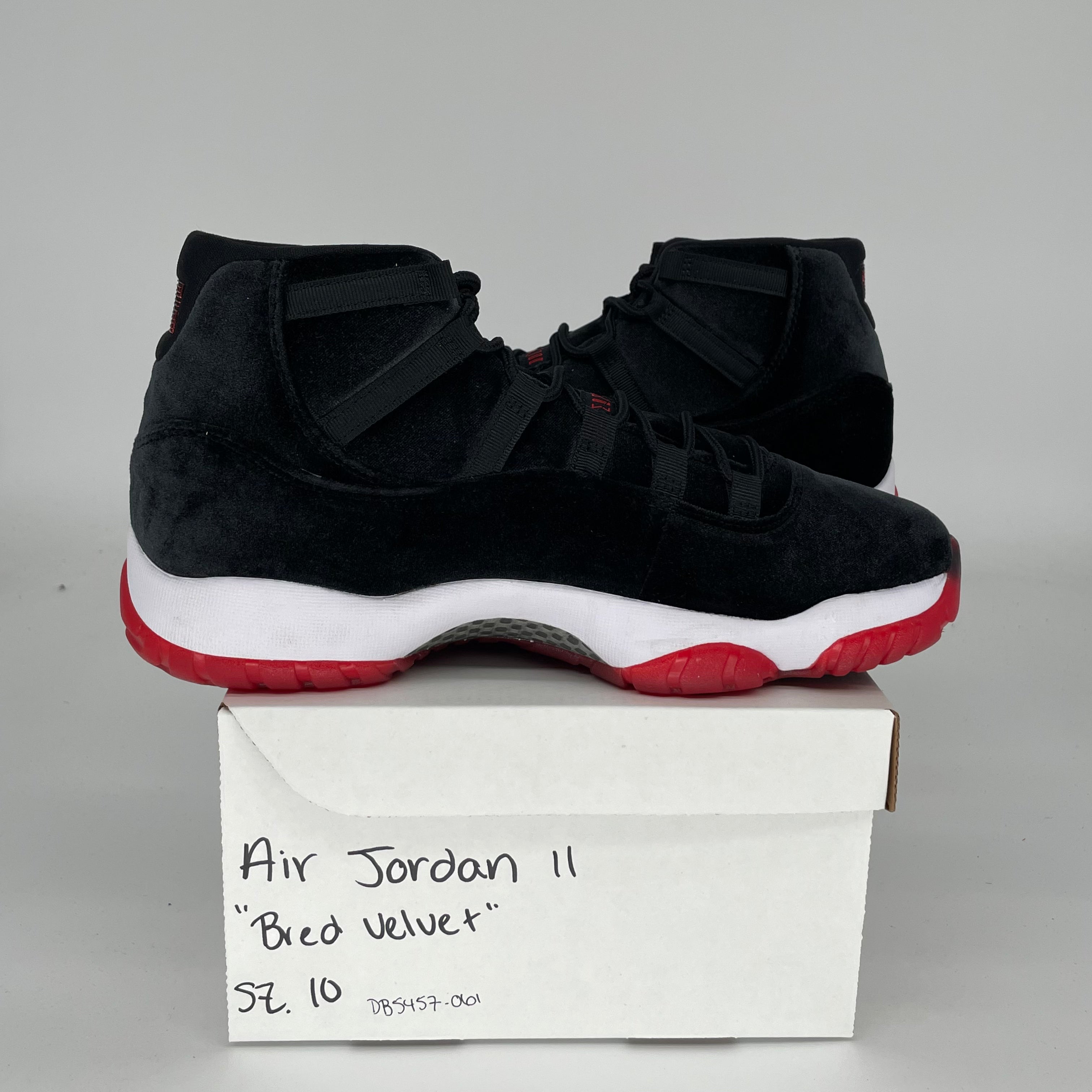 Original Air Jordan 11 Retro 'Bred' Velvet Basketball Shoes - Women's Size 10/11.5W (DB5457-061) - Perfect for Court Play & Streetwear Fashion