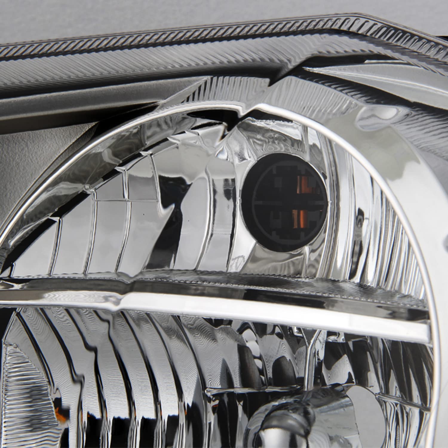 AKKON Replacement Chrome Bezel Headlights for Dodge Magnum - Driver & Passenger Side Headlamp Pair - OE Style Direct Fit - Upgrade Your Vehicle's Lighting for Night Driving & Enhanced Visibility