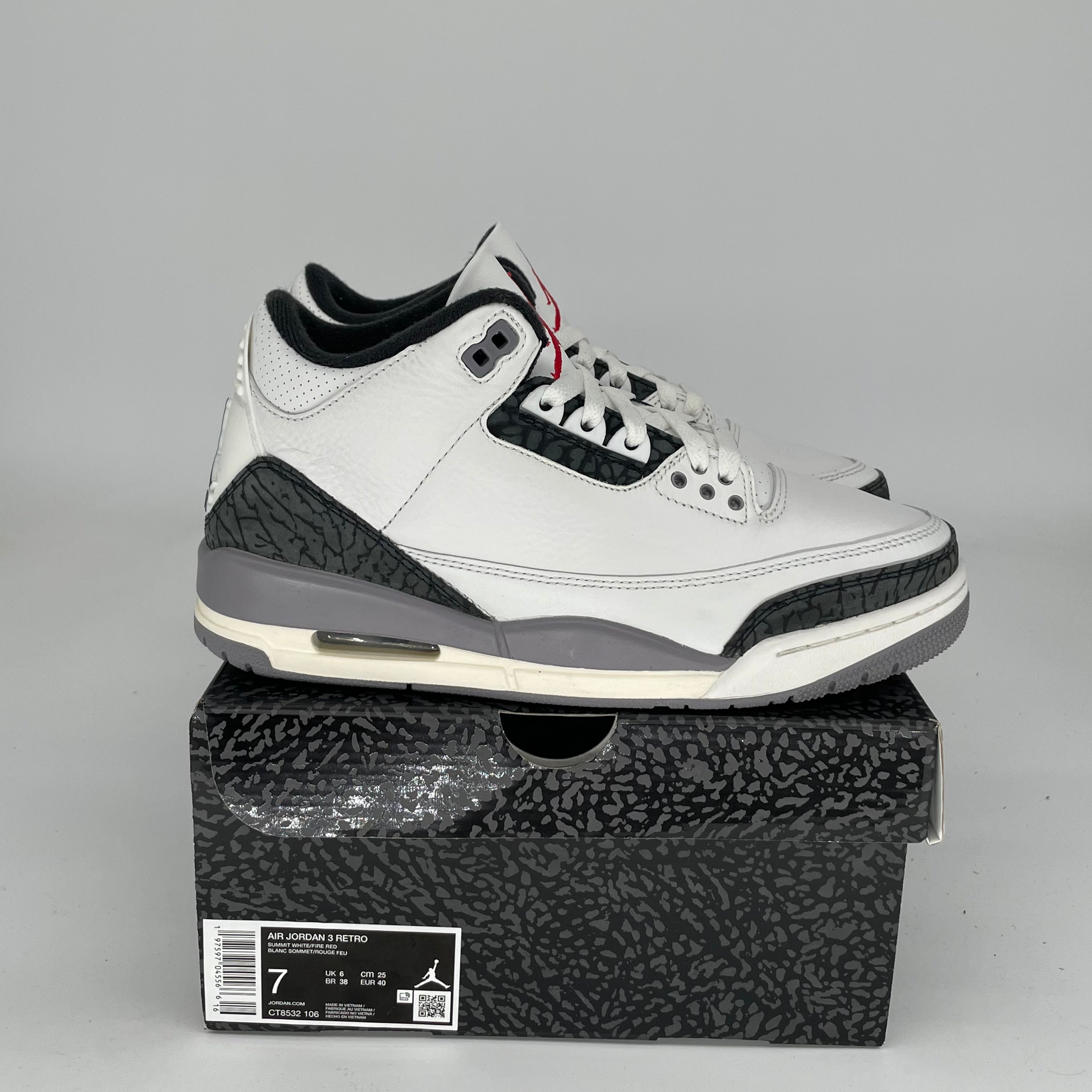 Original Air Jordan 3 Retro 'Cement Grey' Men's Basketball Shoes - Size 7 (CT8532-106) for Streetwear & Sneaker Collection