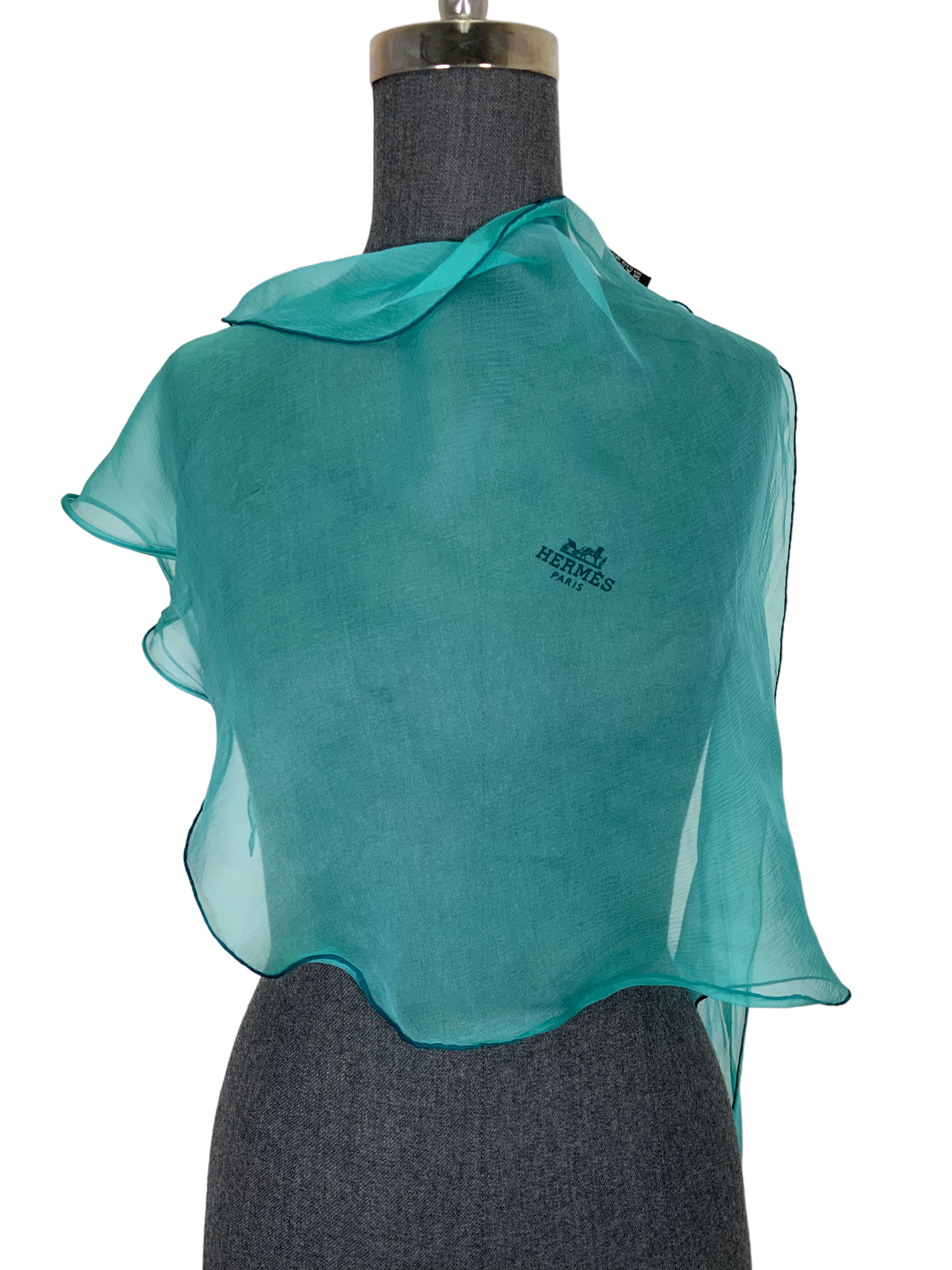 Hermes Losange Silk Triangle Scarf - Luxury Fashion Accessory for Women, Elegant Neck Wrap & Headband for Parties, Weddings & Special Occasions