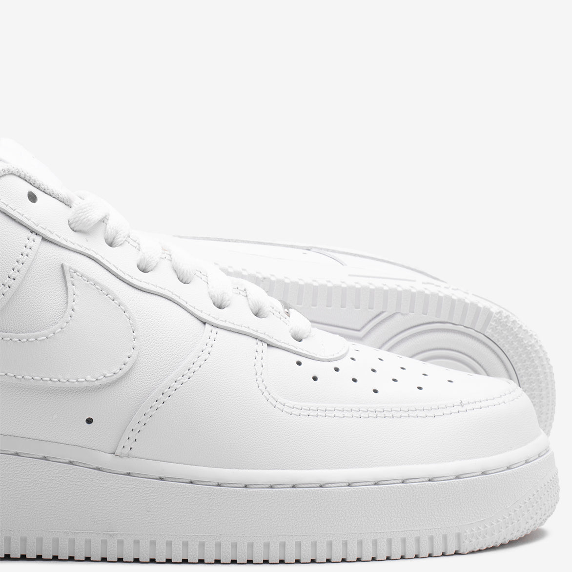 Nike Air Force 1 '07 Low White/White Sneakers - Men's Classic Basketball Shoes for Casual Wear & Street Style