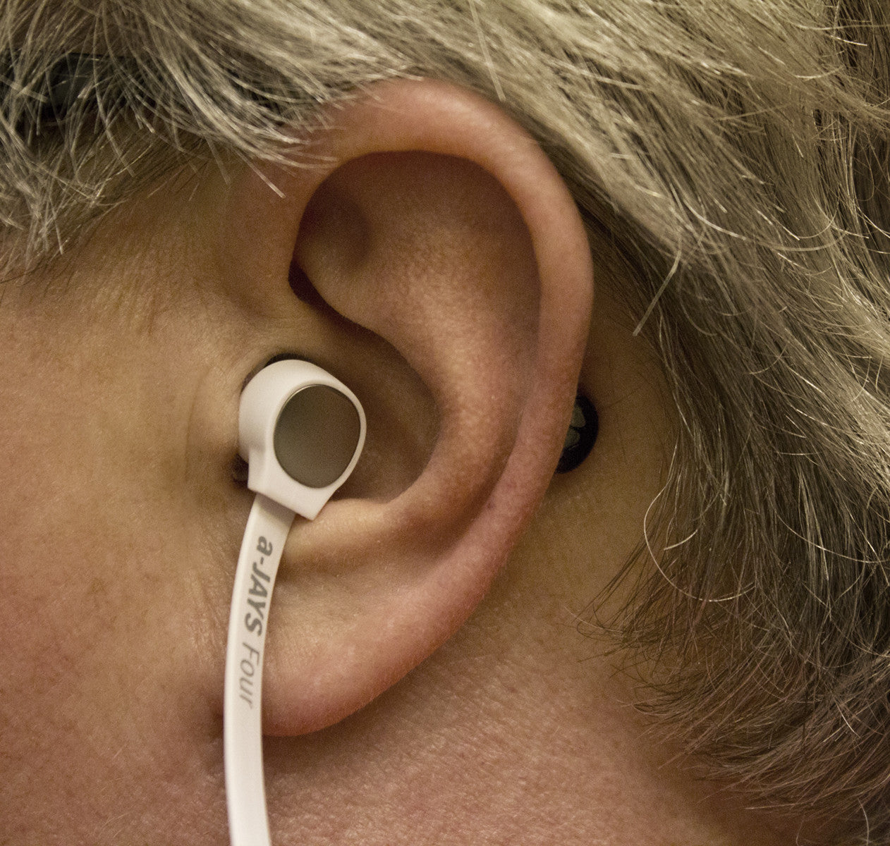 JAYS Four Premium In-Ear Headphones with High-Fidelity Sound - Perfect for Running, Gym, and Commuting