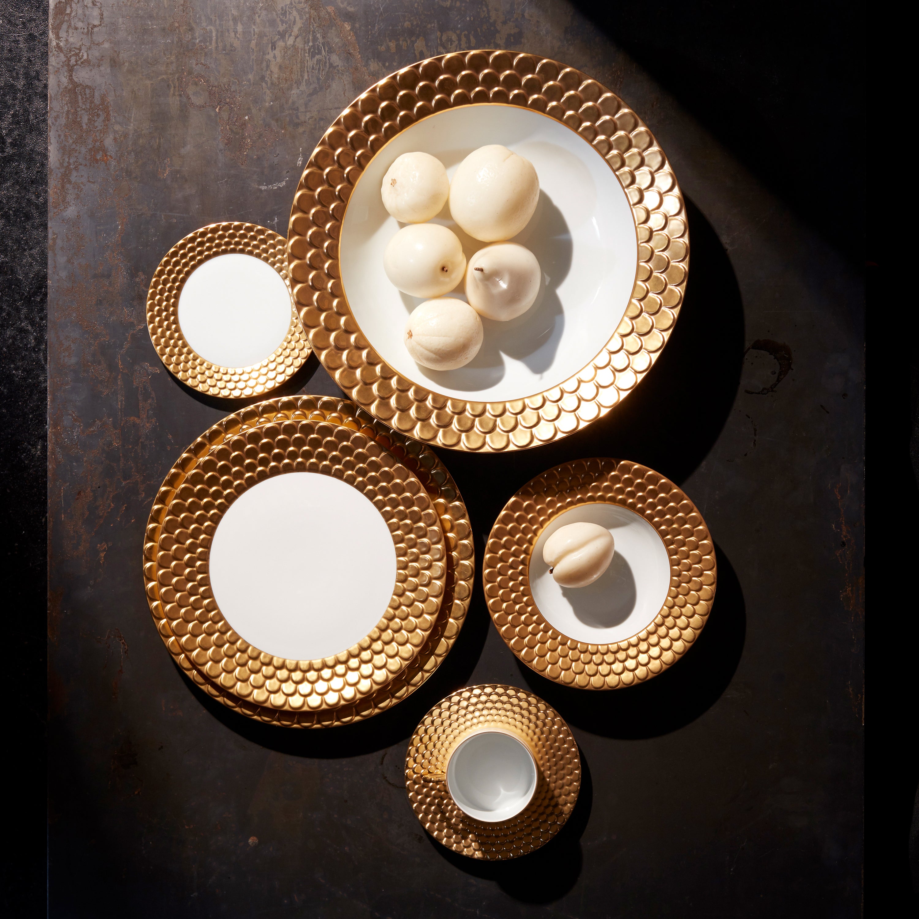 Aegean 16-Piece Gold Dinnerware Set - Elegant Porcelain Plates, Bowls & Cups for Formal Dining, Parties & Home Decor