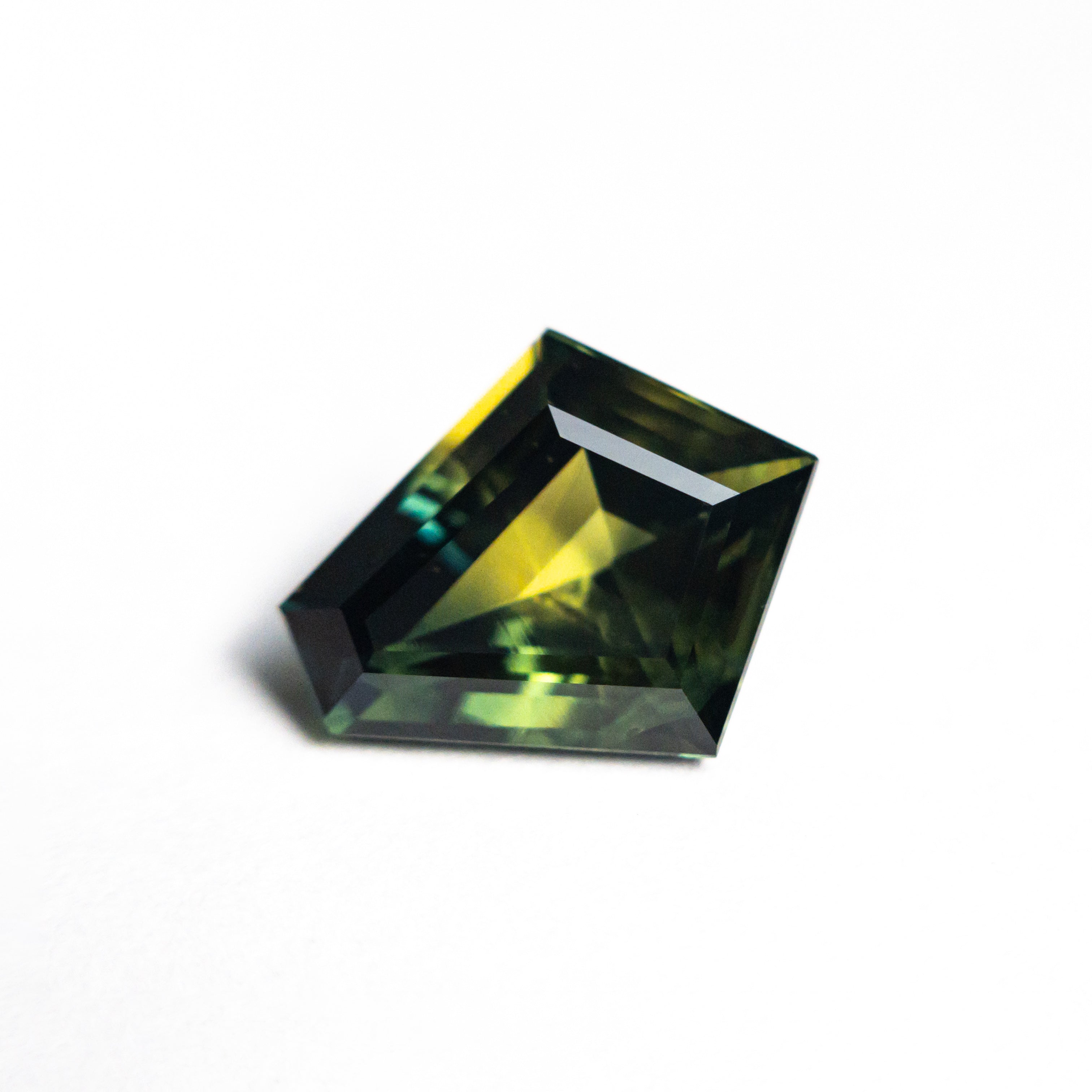 2.28ct Natural Shield Step Cut Blue Sapphire - 9.93x8.31x4.51mm Loose Gemstone for Engagement Rings & Fine Jewelry Making