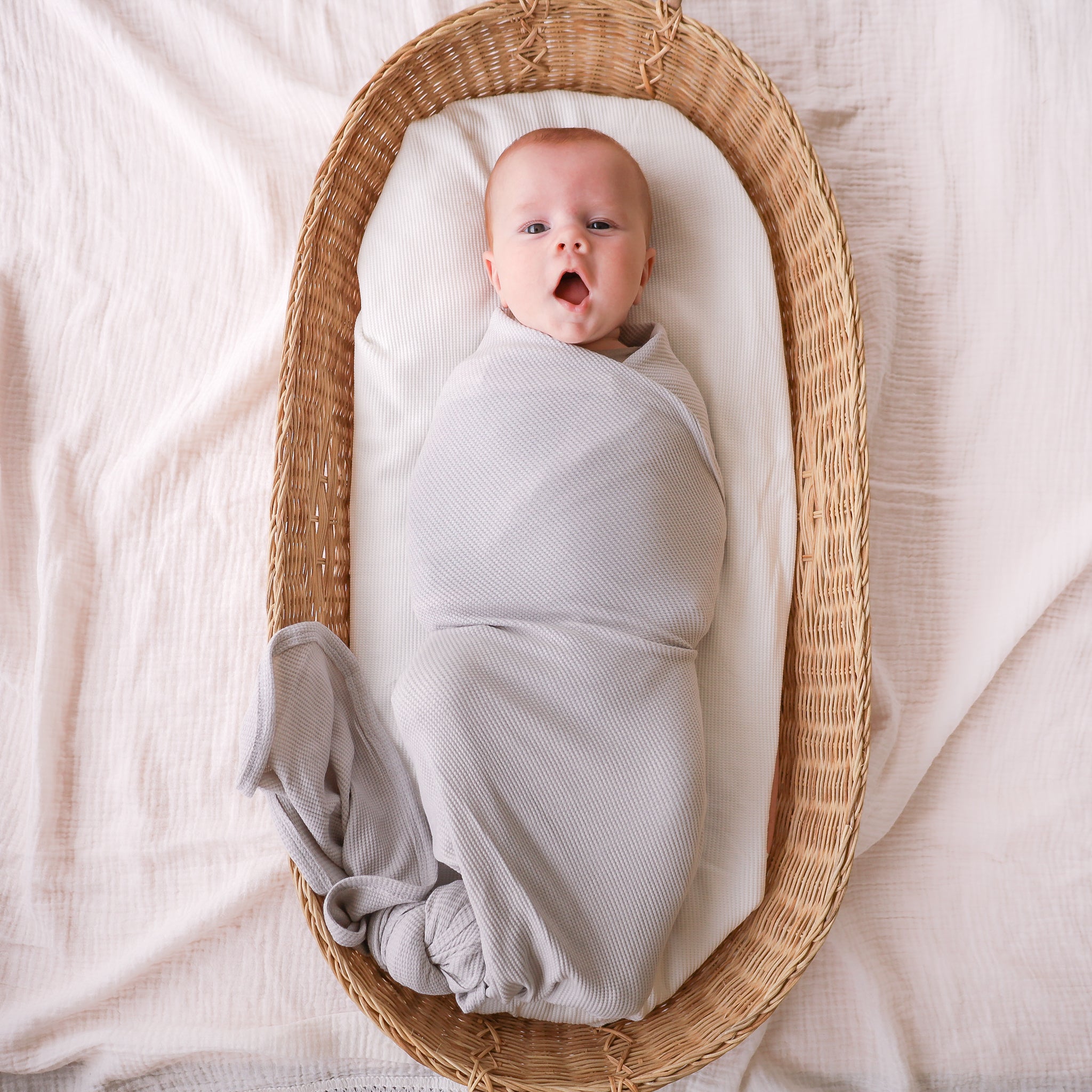 Soft & Breathable Waffle Baby Wrap Carrier - Alpine Grey | Hands-Free Baby Wearing for Newborns & Infants | Perfect for Nursing, Shopping & Outdoor Adventures