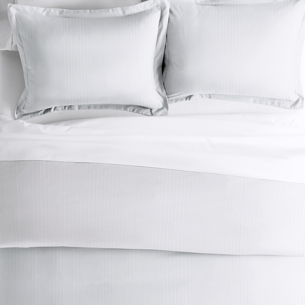 Premium 3-Piece Pinstripe Duvet Cover Set - Soft Bedding for Master Bedroom & Guest Room - Perfect for Modern Home Decor & Cozy Sleep