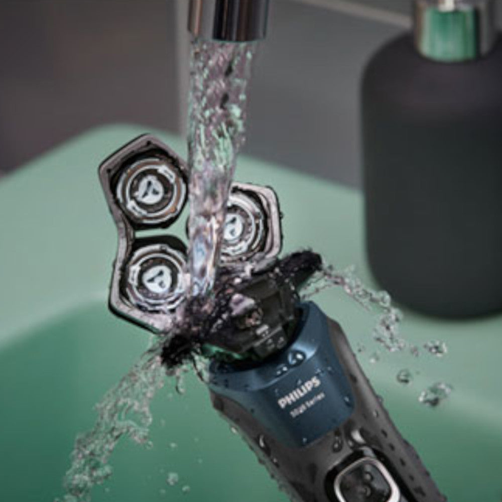 PHILIPS Series 5000 S5889/94 Wet & Dry Electric Shaver with Quick Clean Pod - Rechargeable Cordless Men's Razor for Travel & Daily Grooming