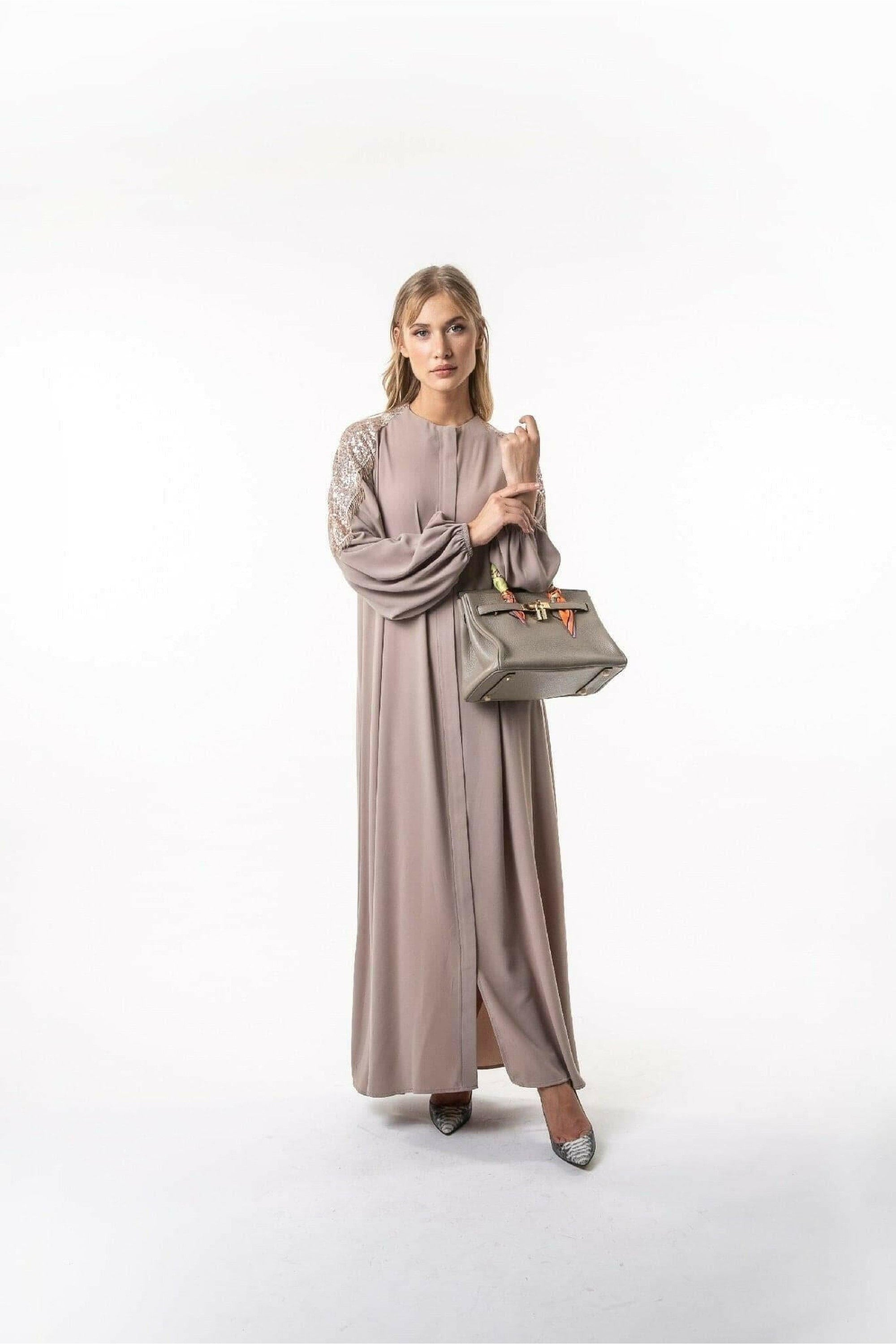 Zoie Long Abaya with Front Zipper - Elegant Muslim Women's Dress for Prayer, Modest Fashion & Special Occasions