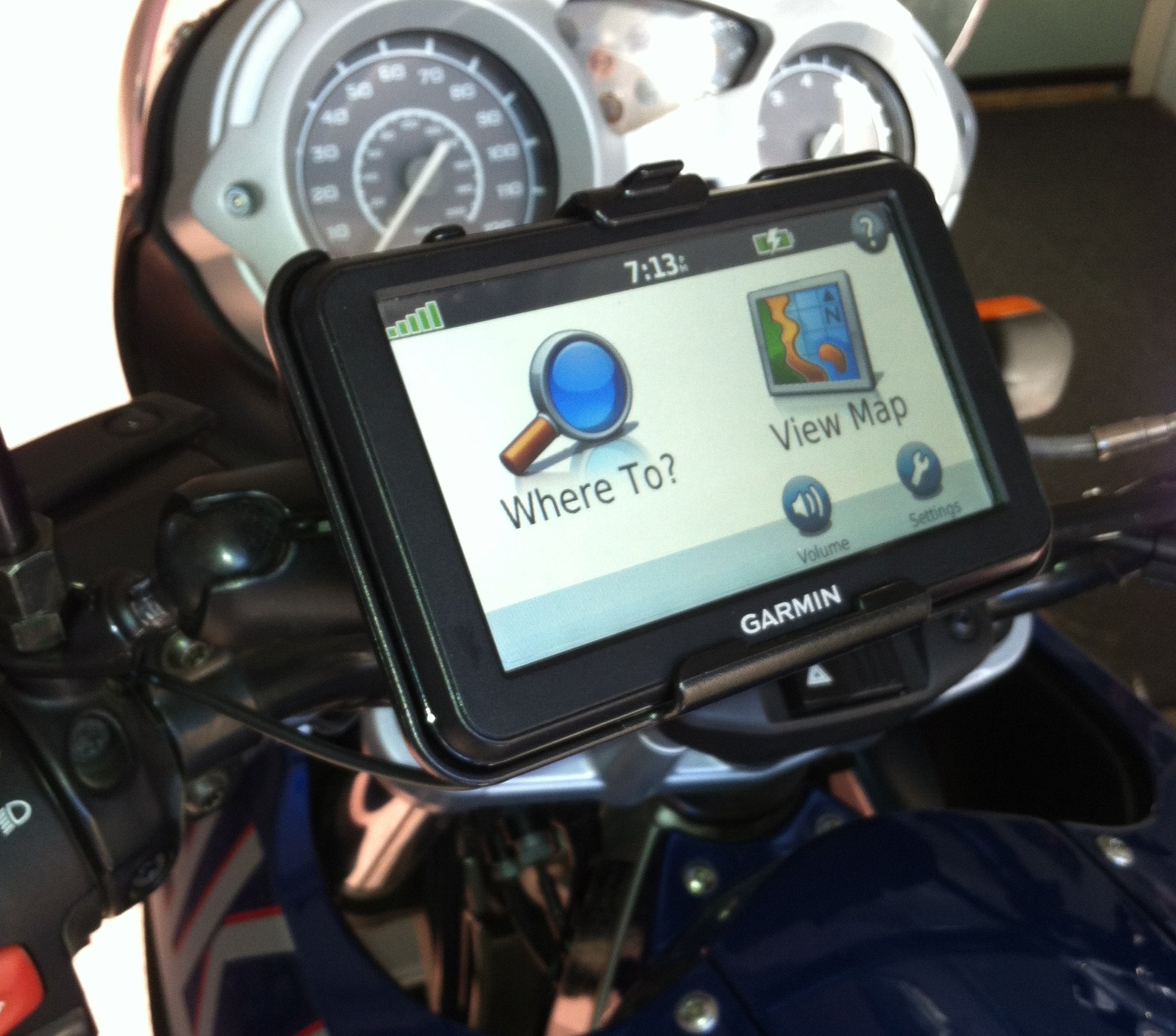 Ram Mount RAM-HOL-GA50U 车载手机支架 - 适用于汽车、摩托车、自行车等移动设备的坚固耐用固定器