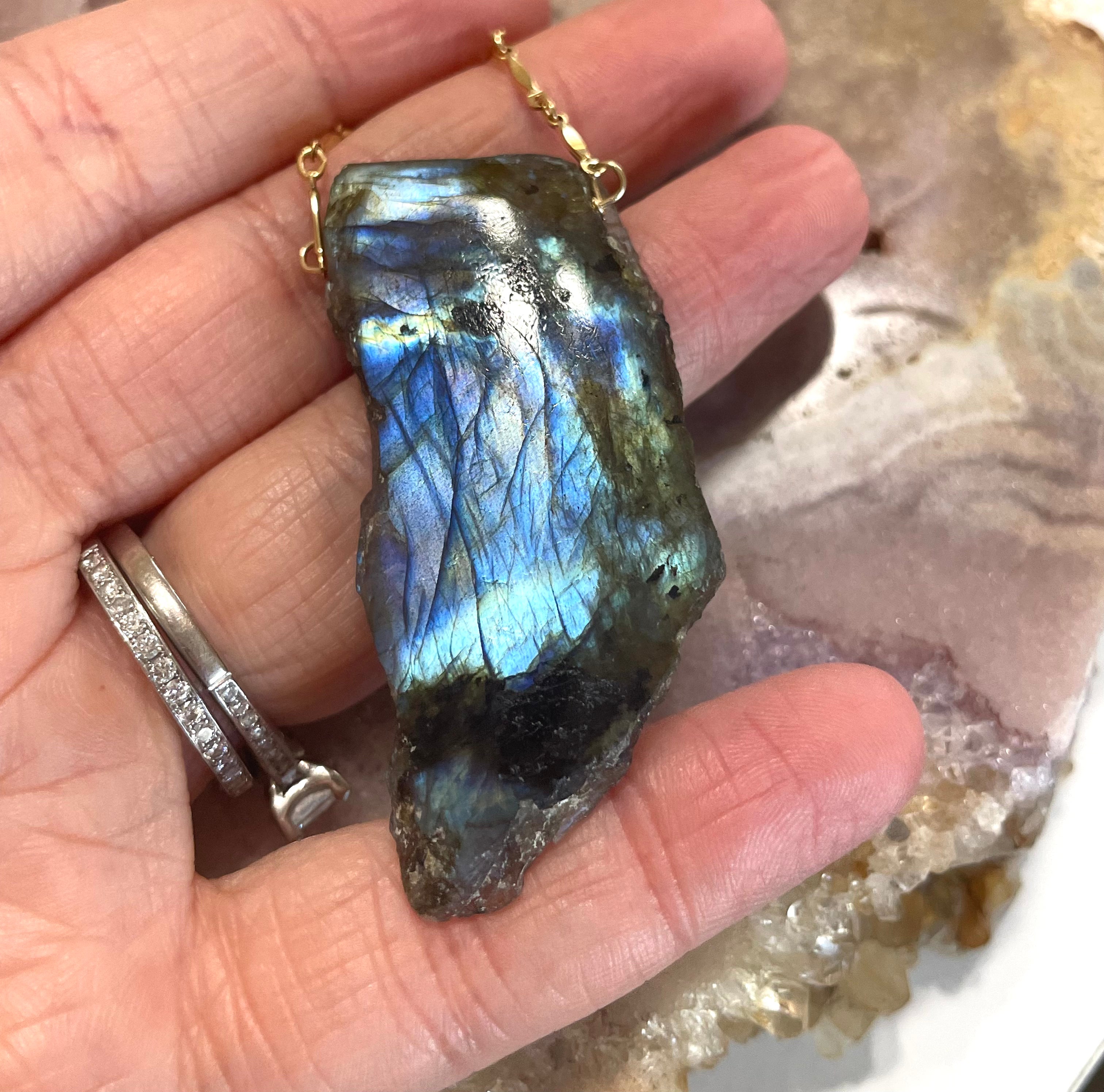 Stunning Large Labradorite Statement Necklace for Women – Elegant Healing Crystal Jewelry for Spiritual Protection & Energy Balance | Perfect for Meditation, Yoga, Boho Fashion & Special Occasions