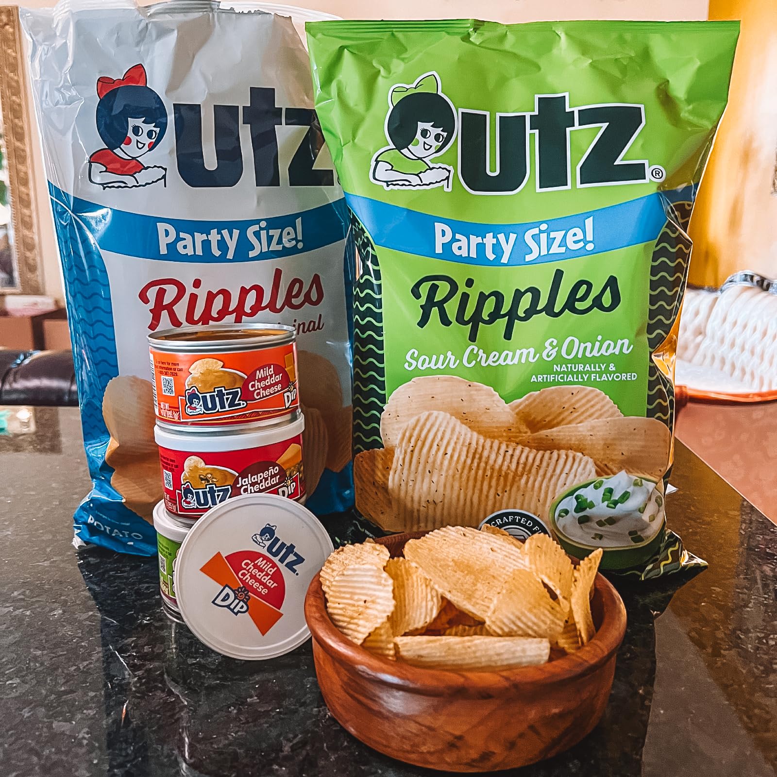 Utz Mild Cheddar Cheese Dip - 9 oz Canister | Smooth & Creamy Cheese Sauce for Chips, Pretzels & Snacks | Ready-to-Eat Party Appetizer | Perfect for Game Nights, Movie Snacking & Family Gatherings
