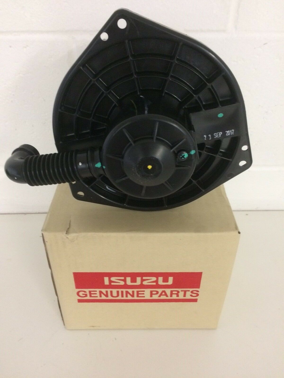 Genuine RA Rodeo 2003-2008 & RC Colorado 2008-2011 Heater Fan Motor Replacement Part - Perfect for HVAC System Repair & Winter Comfort