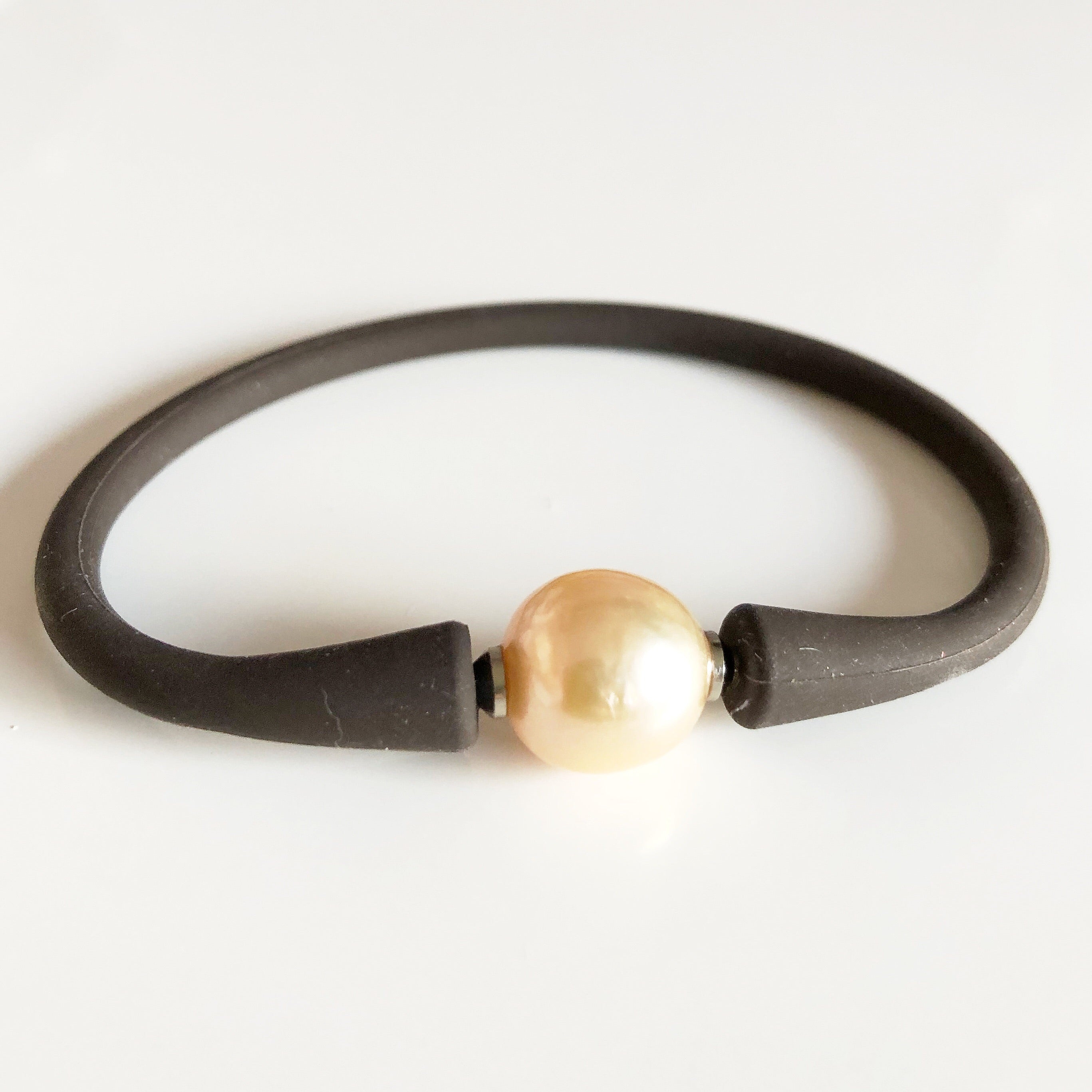 Elegant Silicone Pearl Bracelet (B398) - Stylish & Durable for Women, Perfect for Parties, Weddings & Everyday Wear
