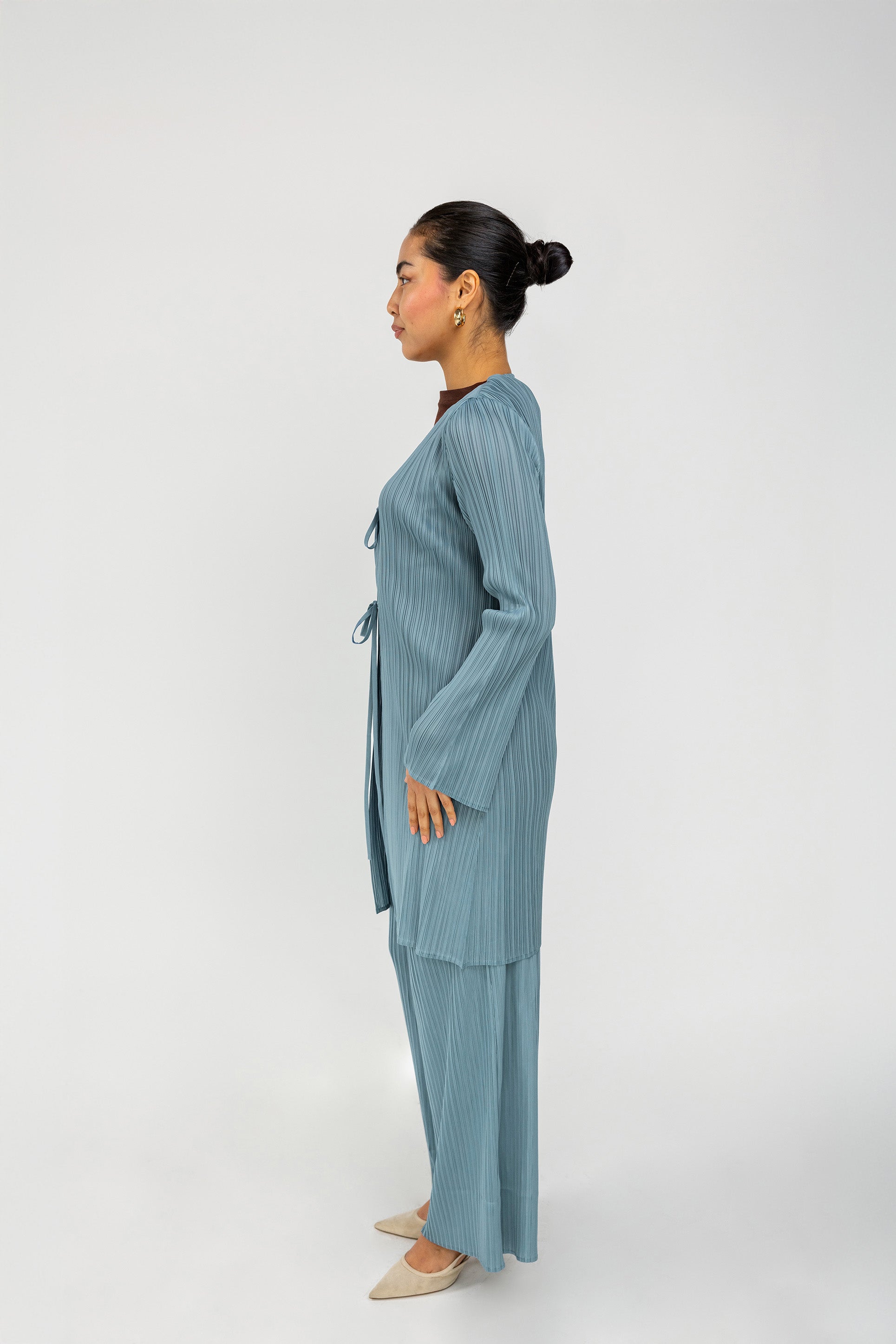 Stylish Pleated Cardigan for Women - Cozy Knit Sweater with Elegant Folds | Perfect for Office, Dates & Fall Layering