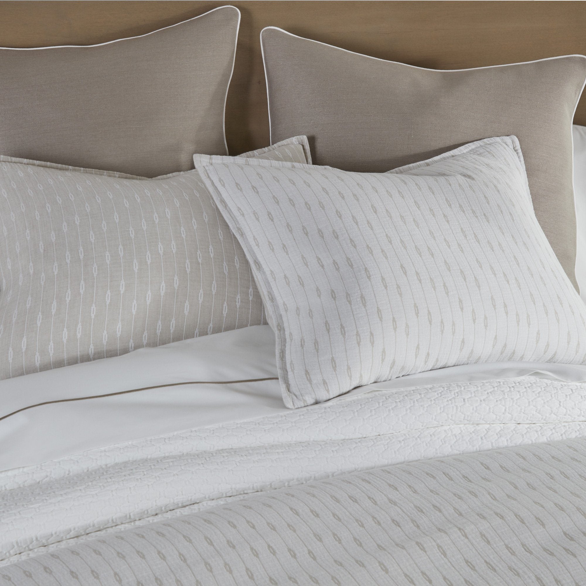 La Jolla Reversible Pillow Sham - Soft & Durable Decorative Pillow Cover for Bedroom, Living Room - Easy to Flip & Wash - Perfect for Home Decor, Guest Rooms, and Cozy Spaces
