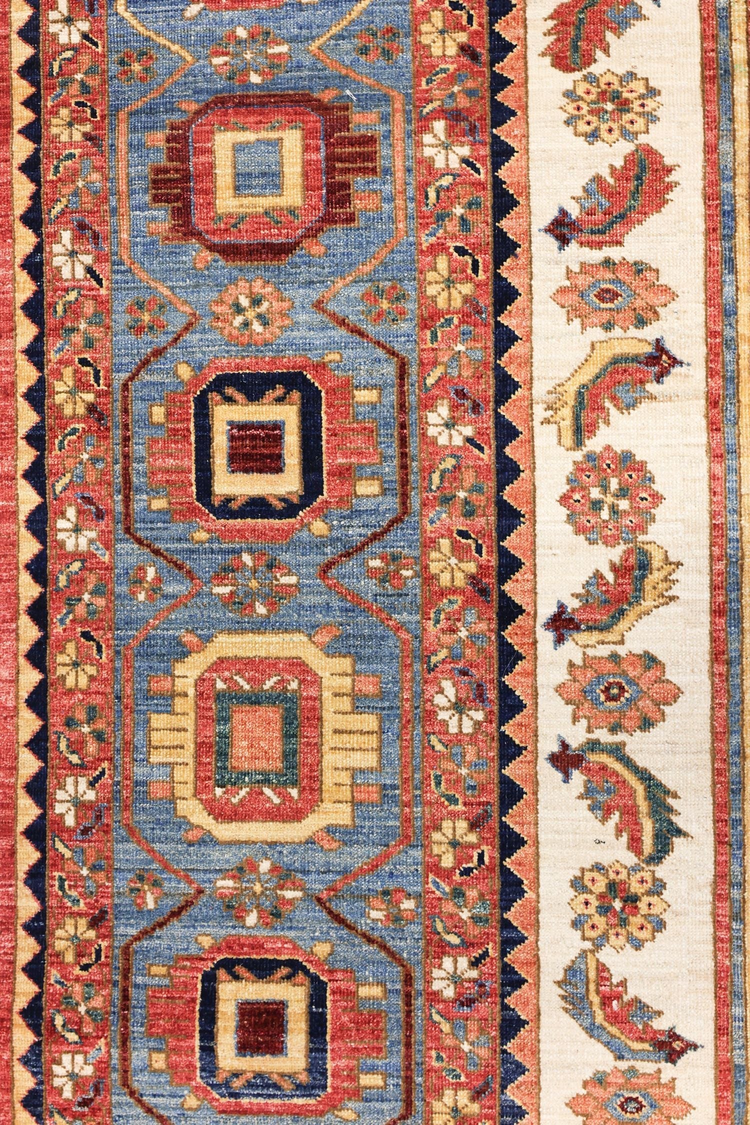 Handwoven Bakshaish Tribal Rug - Authentic Persian Design, J71094 - Perfect for Boho Living Room, Bedroom, or Home Decor