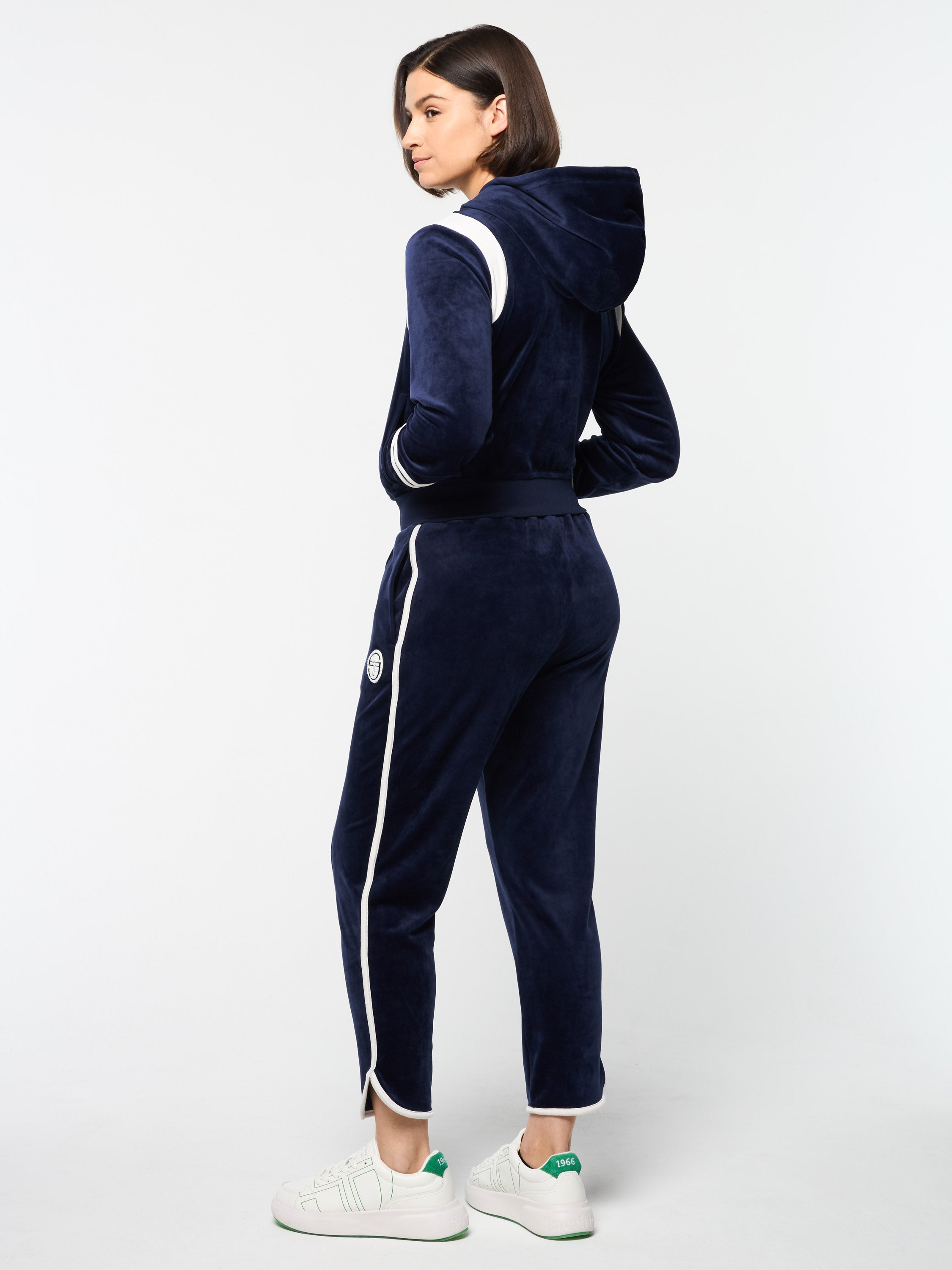 Veneto Velour Zip Up Hoodie for Men & Women - Soft Fleece Pullover with Front Pockets, Cozy Winter Jacket in Maritime Blue - Perfect for Casual Outfits, Gym Wear & Outdoor Activities