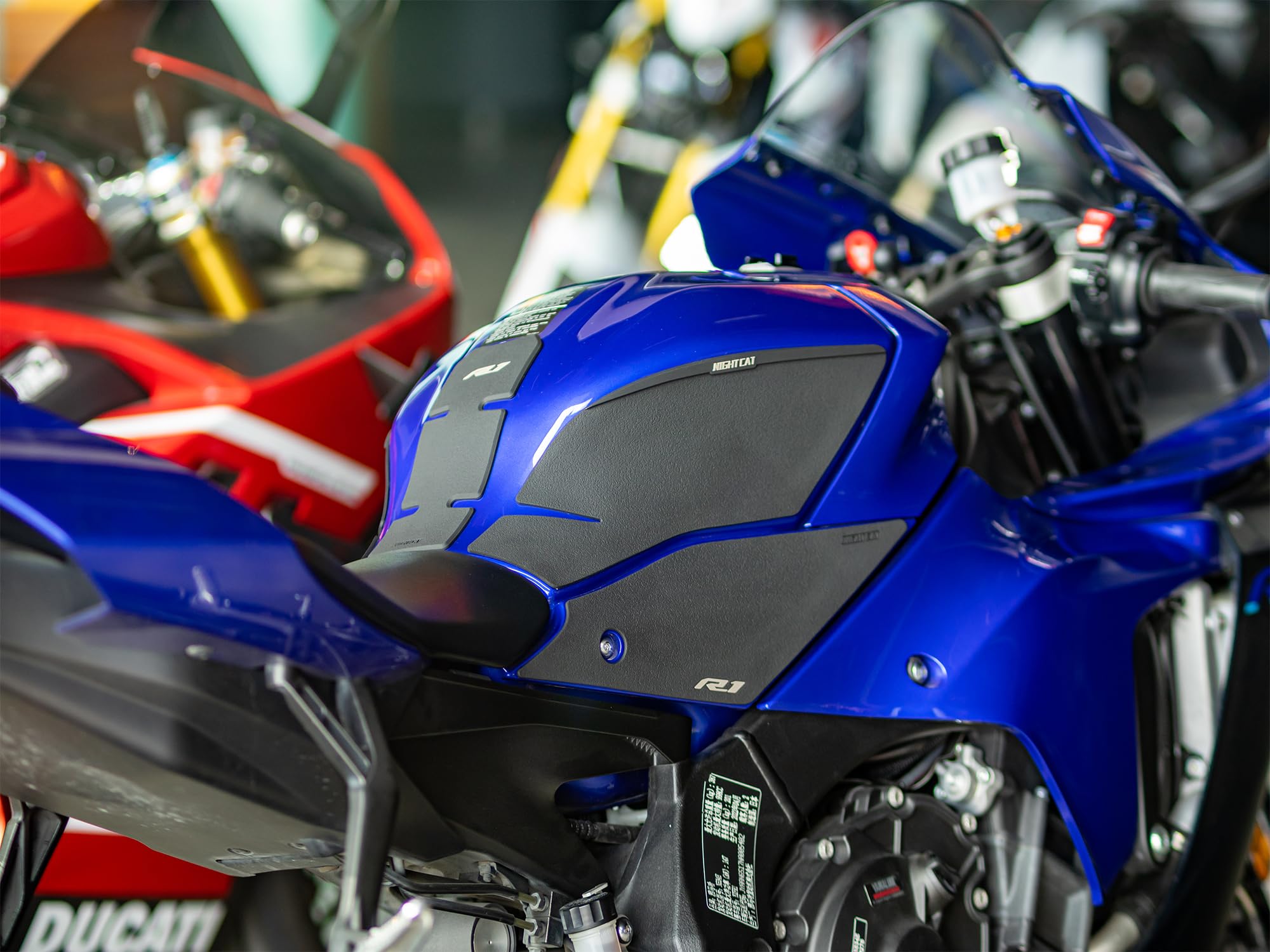 YZFR1 R1 Fuel Tank Sticker - Anti-Skid Fishbone Design Tank Protection Decal & Side Traction Pad | Night Cat Compatible Motorcycle Accessories for Enhanced Grip and Style | Perfect for Track Days and Street Riding