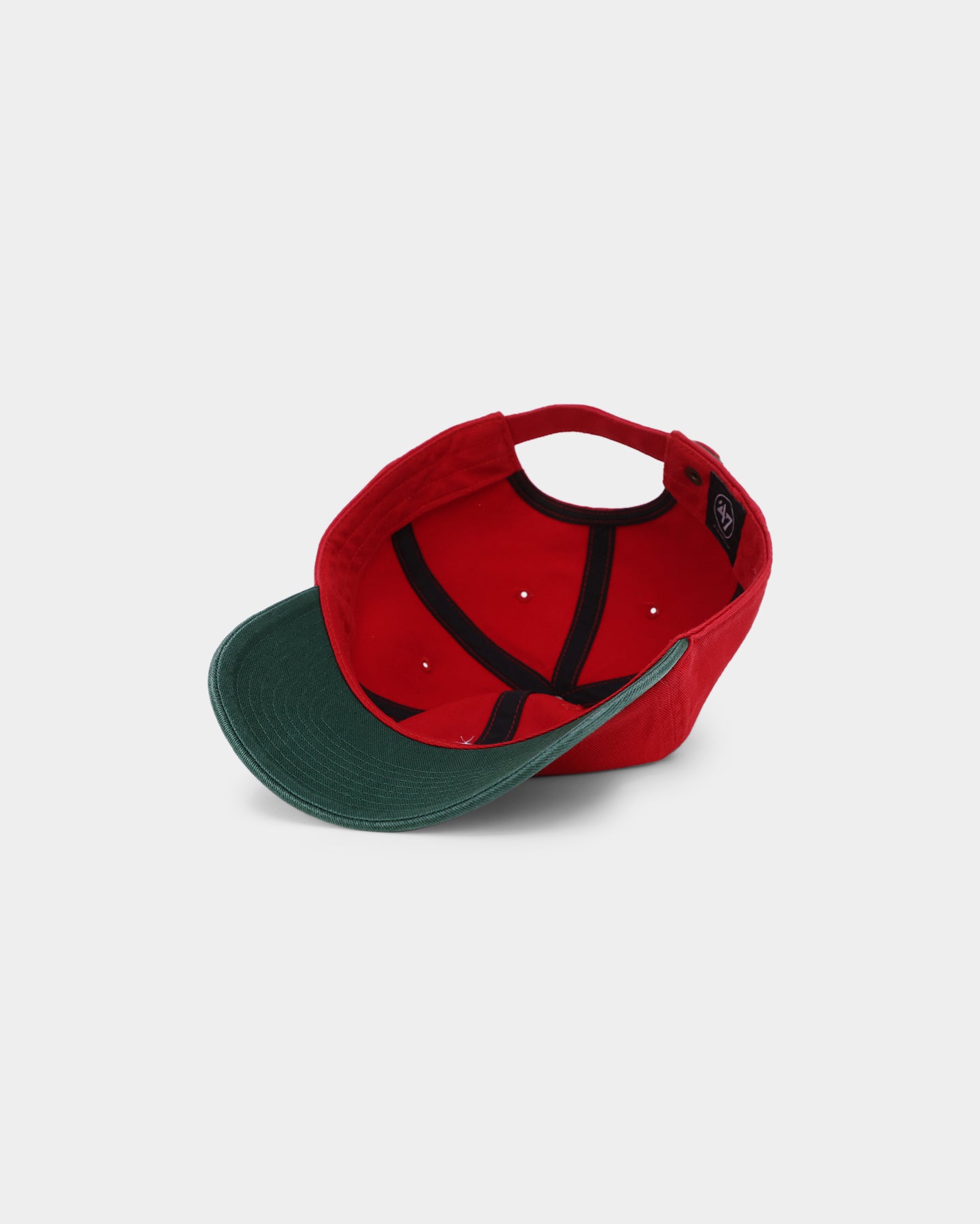 New York Yankees 'Scarlet Pines' Snapback Hat - 47 Brand Adjustable Strapback Cap in Red & Dark Green for Baseball Fans & Streetwear Fashion
