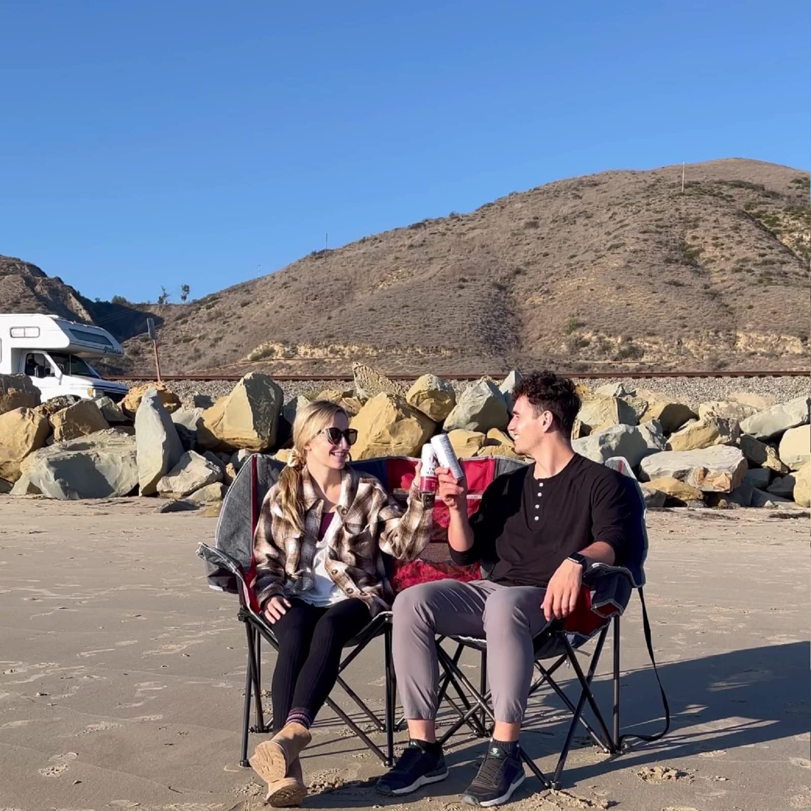 **SUNNYFEEL Heavy Duty Folding Double Camping Chair - Oversized Portable Loveseat for 2 Adults with Storage Pouch - Perfect for Outdoor, Travel, Picnic, Beach, and Backyard Relaxation**