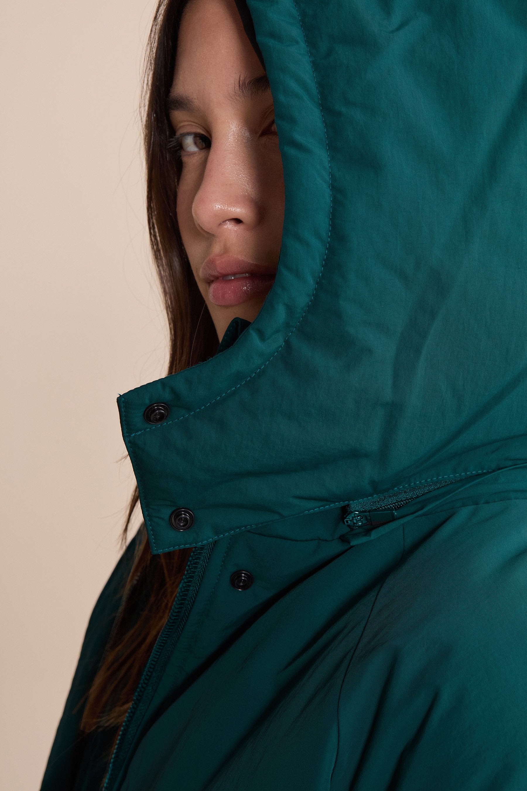 Fluffy Nylon Core Jacket - Lightweight Warm Winter Coat for Women & Men - Perfect for Outdoor Activities, Hiking, and Cold Weather Fashion