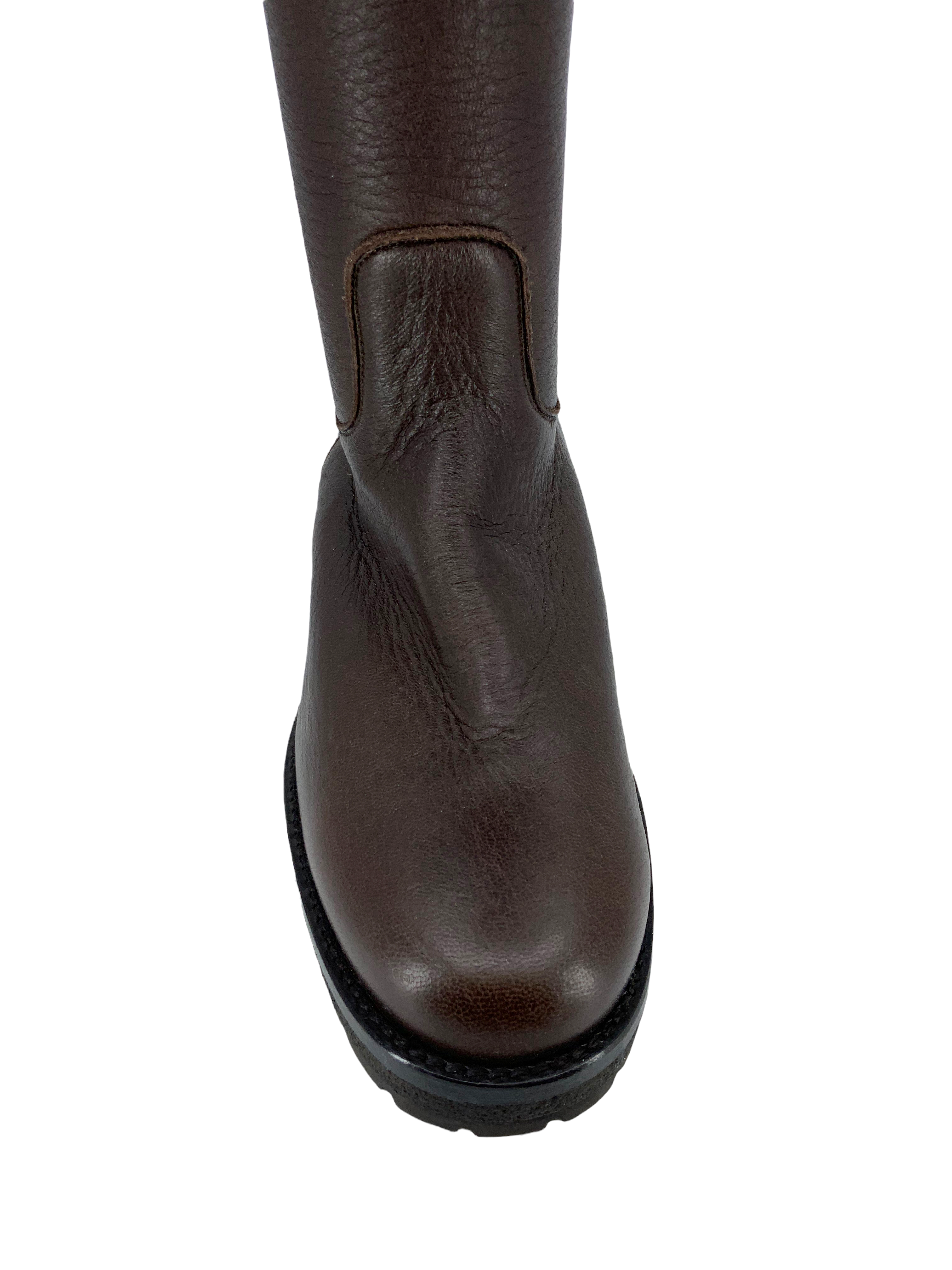 Loro Piana Genuine Leather Knee High Sauvanne Boots Women's Size 8.5 - Luxury Winter Fashion for Office & Evening Events