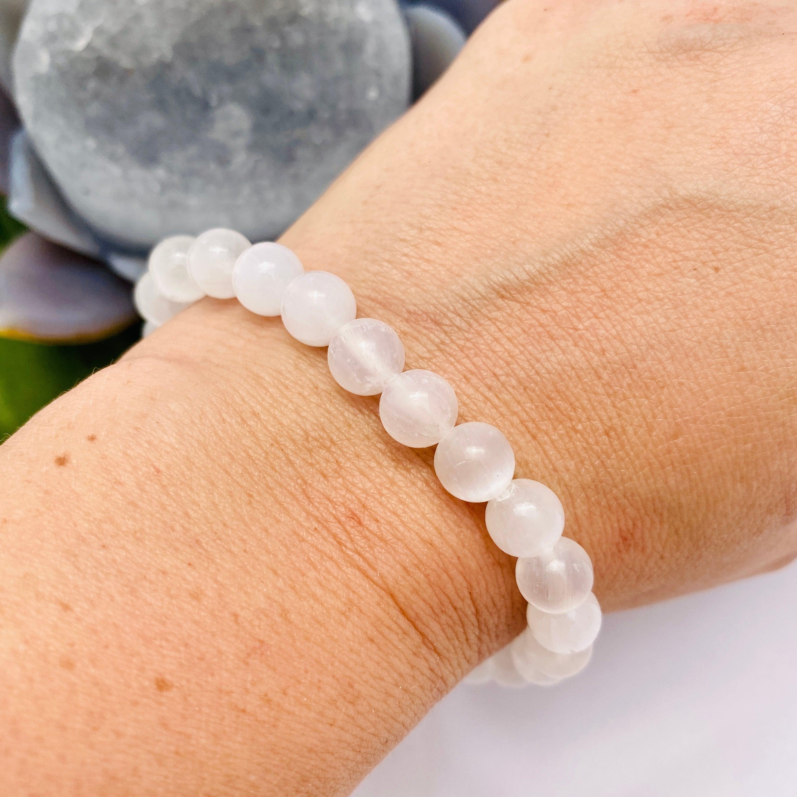 Natural Selenite Healing Crystal Bracelet for Women - Chakra Balancing & Positive Energy - Perfect for Meditation, Yoga & Spiritual Wellness