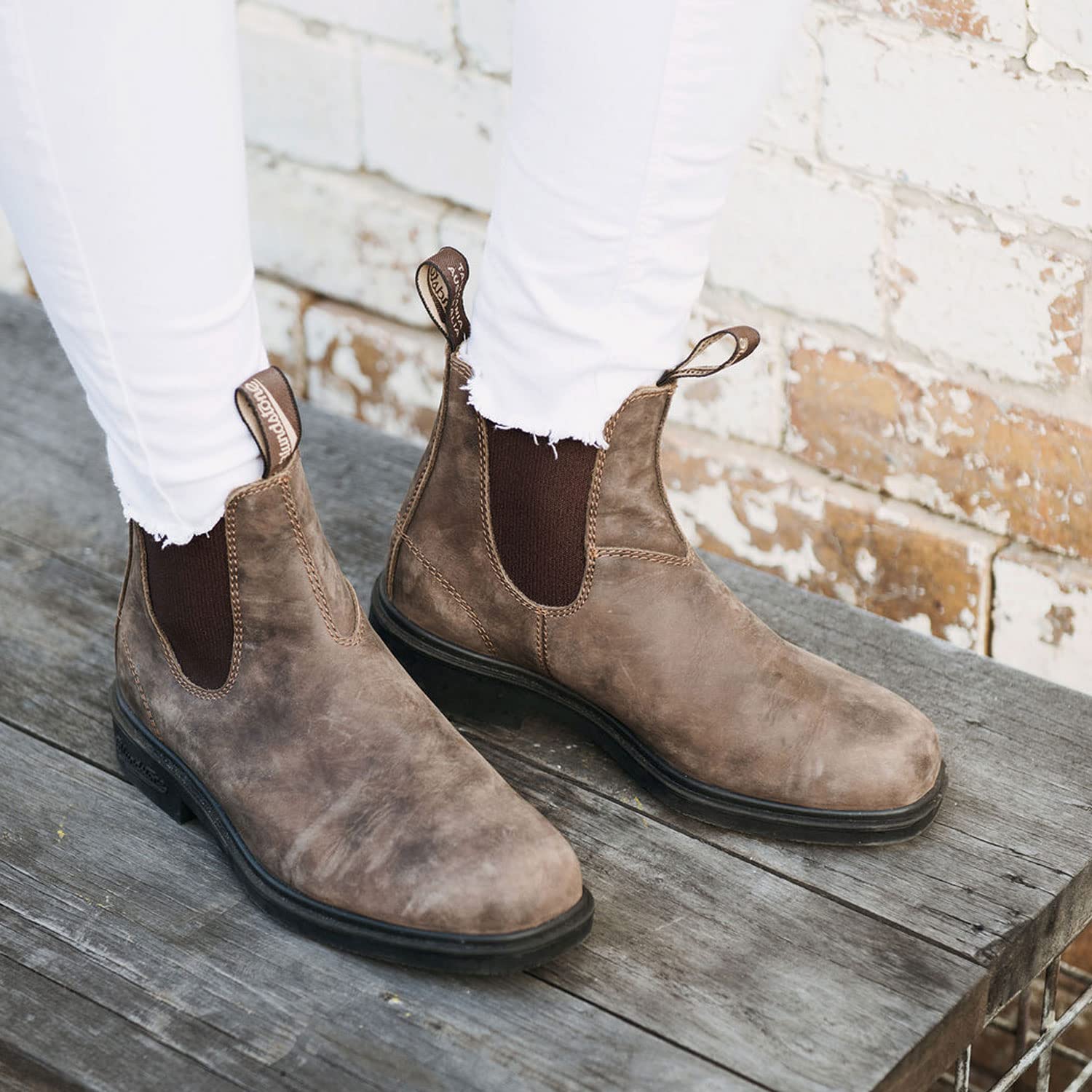 Blundstone Unisex Chelsea Dress Boots - Comfortable & Stylish for Work, Casual & Outdoor Wear