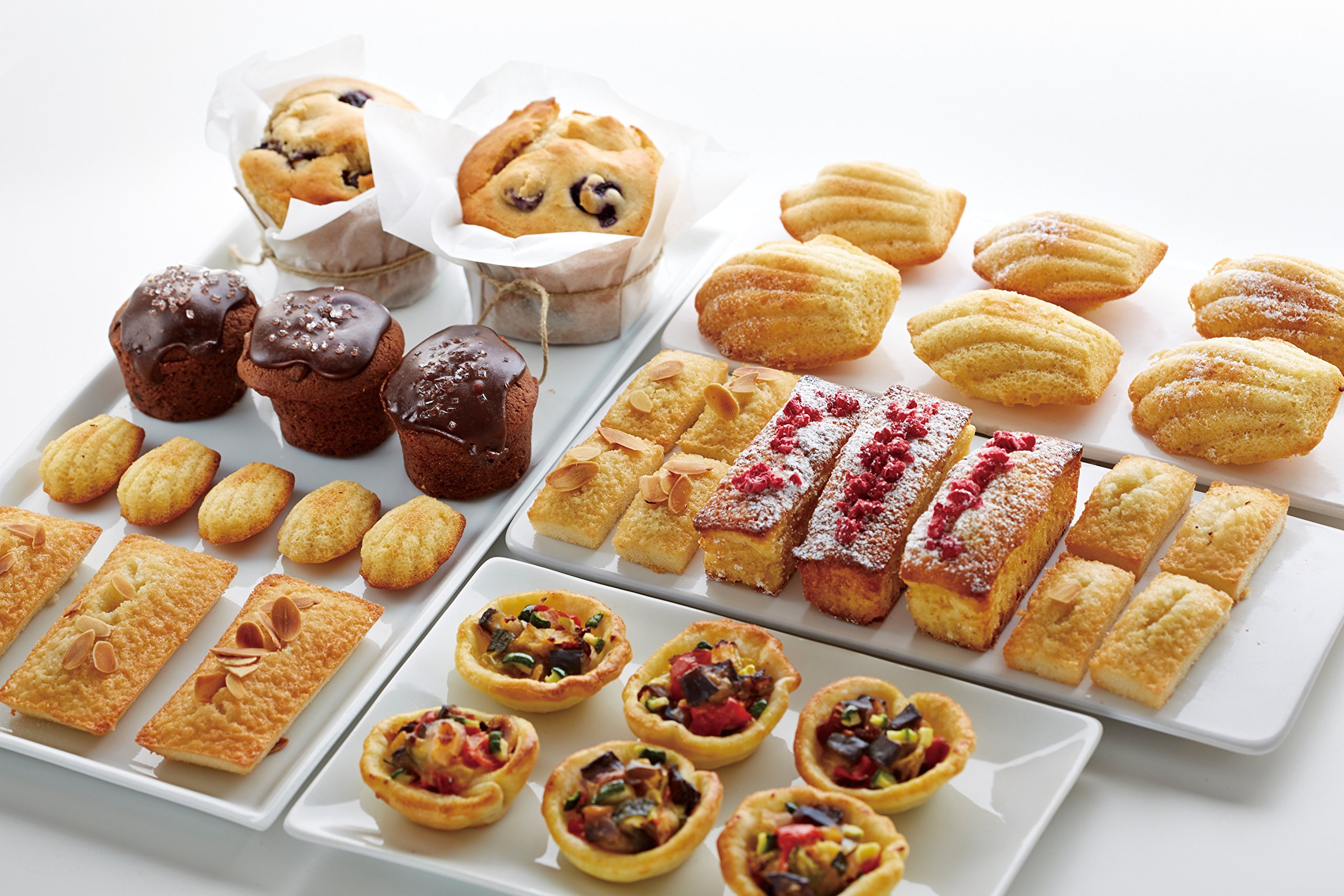Premium 9-Cavity Non-Stick Madeleine Molds for Baking - Perfect for French Tea Cakes, Cookies & Mini Desserts - Ideal for Home Bakers & Professional Chefs