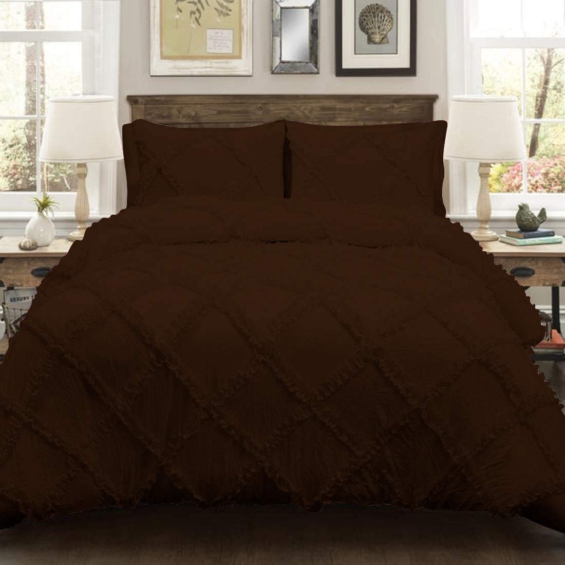 Luxury Diamond Ruffle Duvet Cover Set - 3 Piece 800 Thread Count 100% Egyptian Cotton King/California King (94x104 Inches) - Ultra Soft Bedding with Zipper Closure & Corner Ties - Chocolate Solid Color - Perfect for Master Bedroom, Guest Room & Hotel Decor