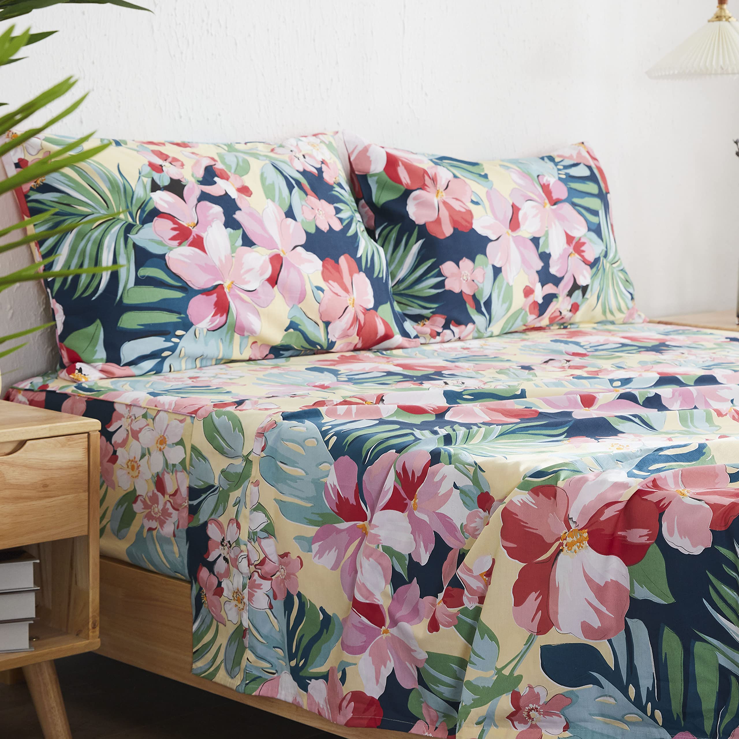 FADFAY 100% Cotton King Size Bed Sheets Set - 600 Thread Count Tropical Floral Design with Green Palm Leaves & Red Hibiscus, Anti-Fade Deep Pocket Fits Mattress up to 17.5