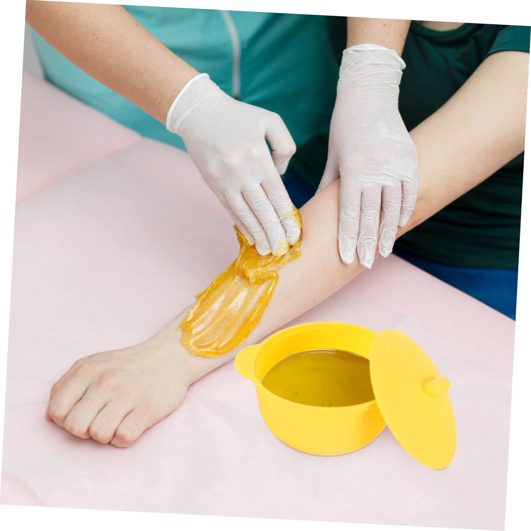 **Portable Silicone Wax Warmer Bowl with Lid - Mini Wax Melter for Hair Removal, Skincare & Face Masks - Perfect for DIY Waxing at Home, Salon, or Spa (Yellow)**