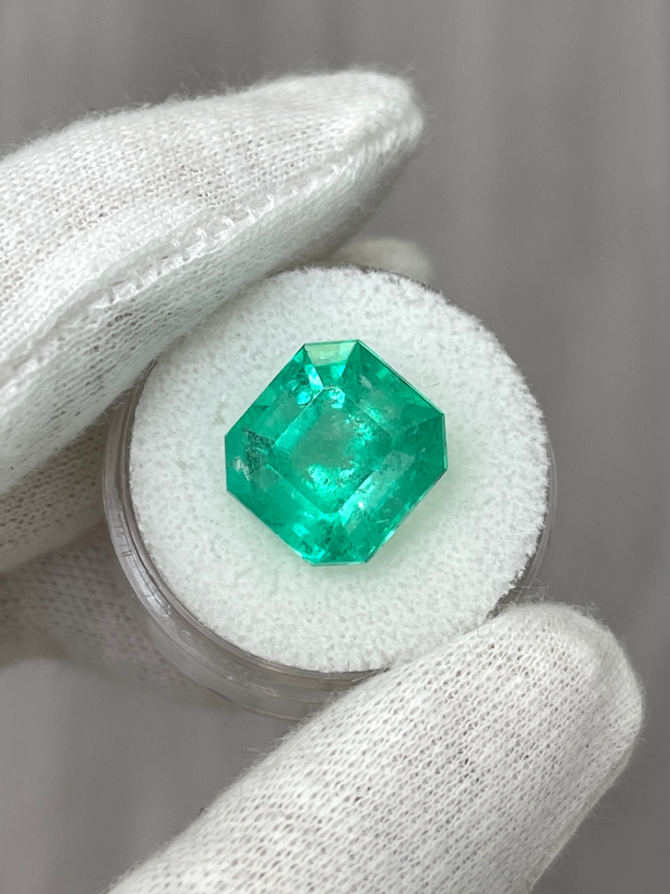 9.79 Carat 13x12mm Medium Green Natural Loose Colombian Emerald - Asscher Cut Gemstone for Jewelry Making, Engagement Rings & Luxury Gifts