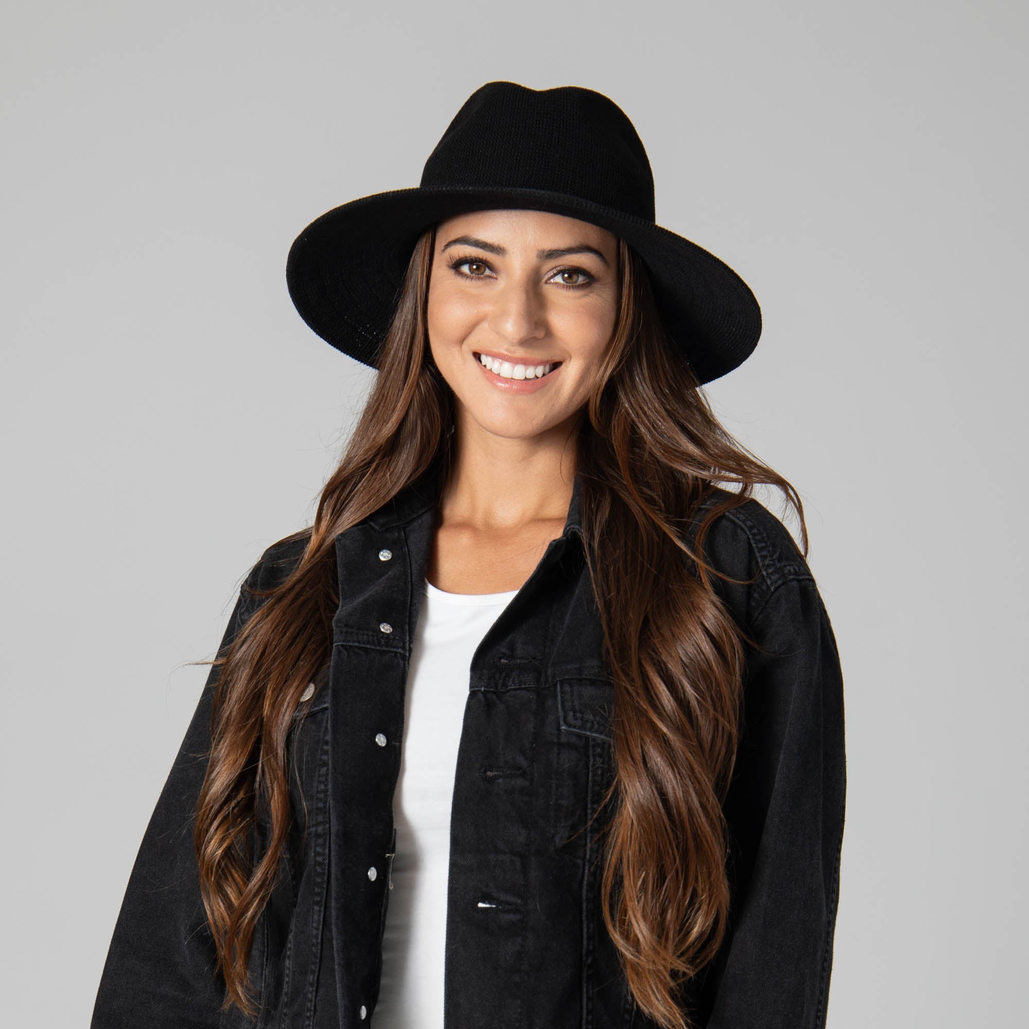 PARQ Knit Fedora Hat for Women & Men - Soft Stretchy Beanie Style Winter Hat - Perfect for Outdoor Activities, Hiking, Travel & Casual Wear