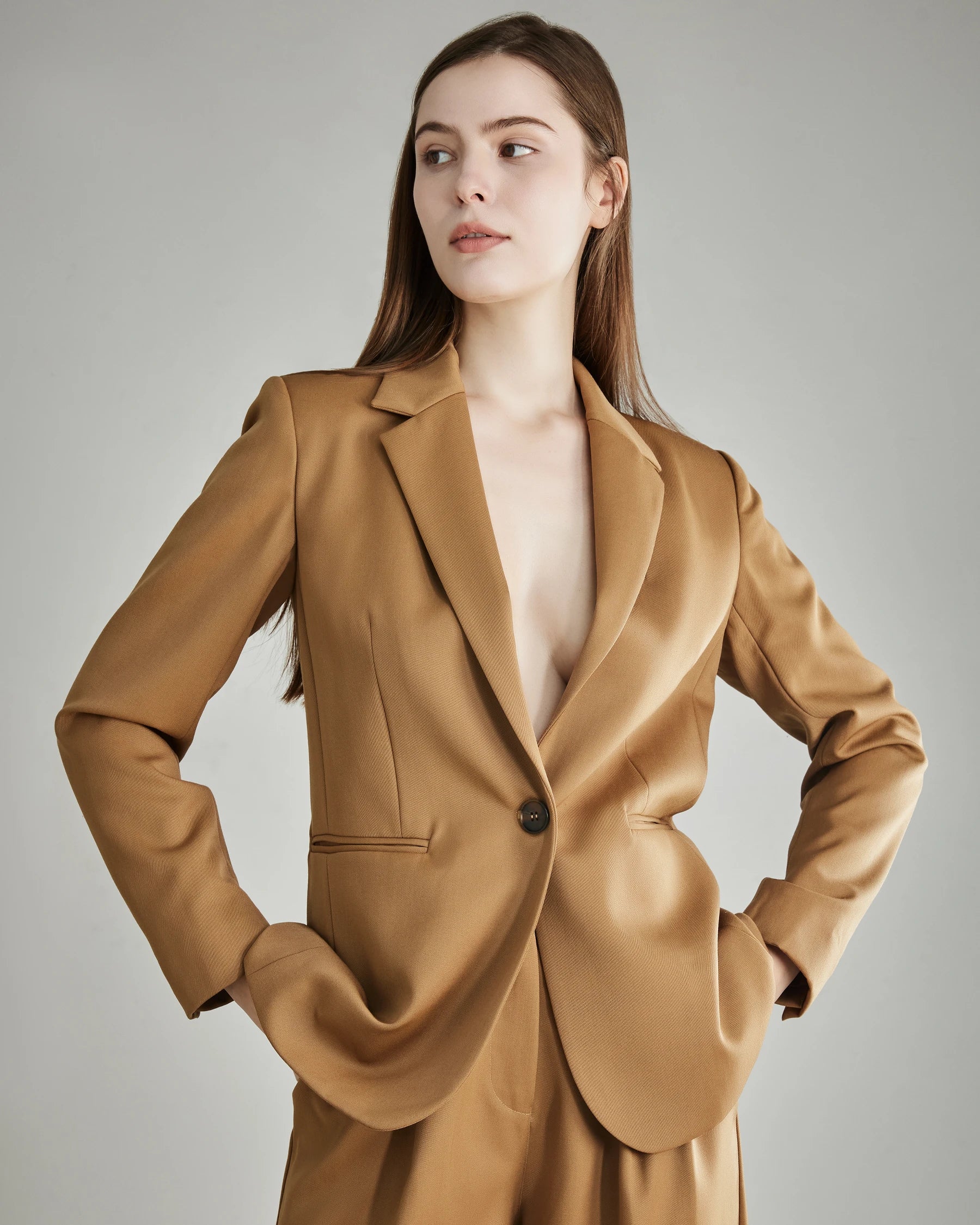 Women's Wool Peak Lapel Blazer - Elegant Business Jacket for Office, Formal Events & Professional Wear | Winter Work Attire & Special Occasion Outfit