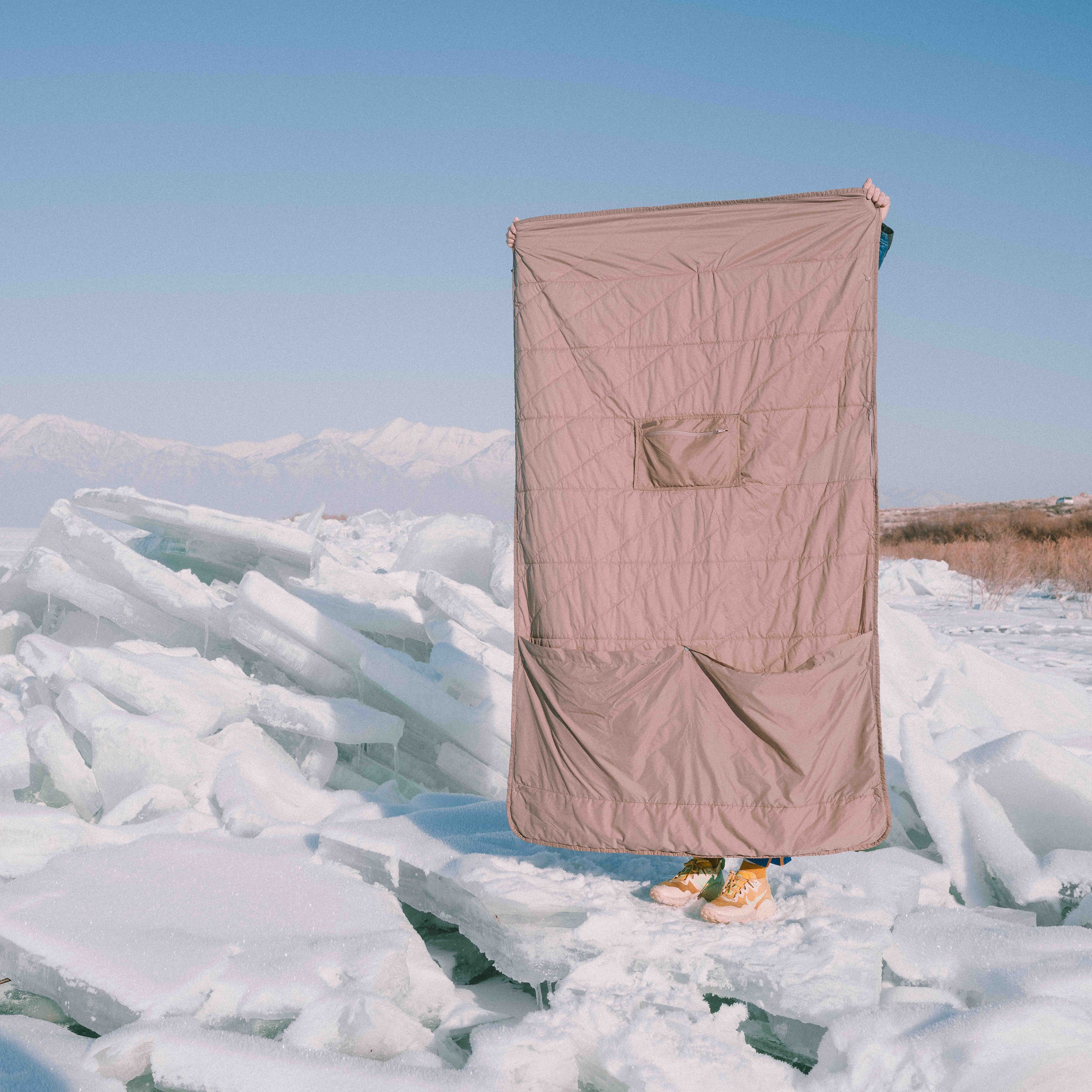 Layover™ Travel Blanket - Ultra Soft Packable & Puffy Blanket for Airplane, Camping & Home Use | Lightweight & Compact | Quartz Color