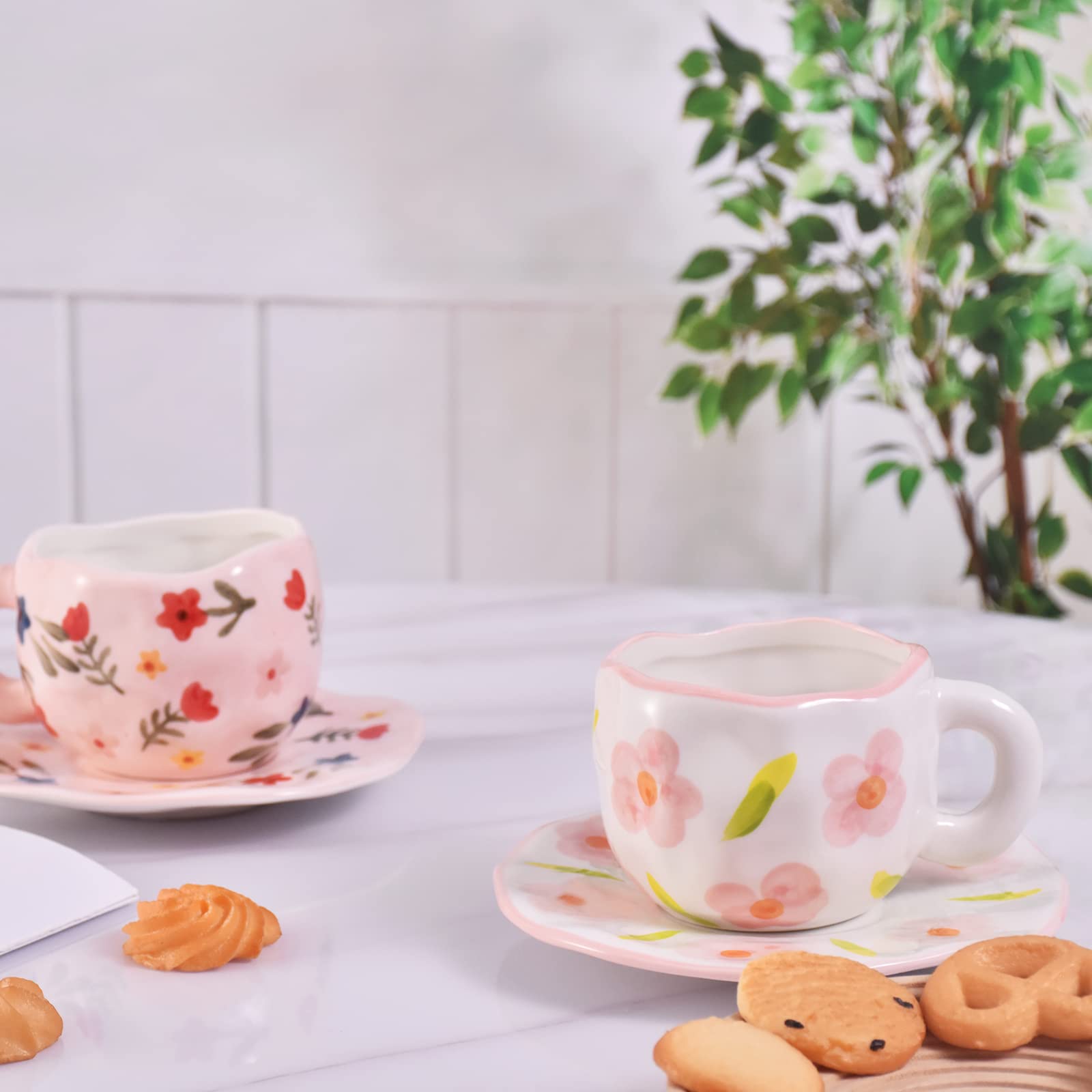 Koythin Ceramic Coffee Mug with Saucer - 10oz/300ml Cute Pink Floral Design, Microwave & Dishwasher Safe - Perfect for Latte, Tea, Milk at Home or Office - Ideal Gift for Coffee Lovers & Housewarming