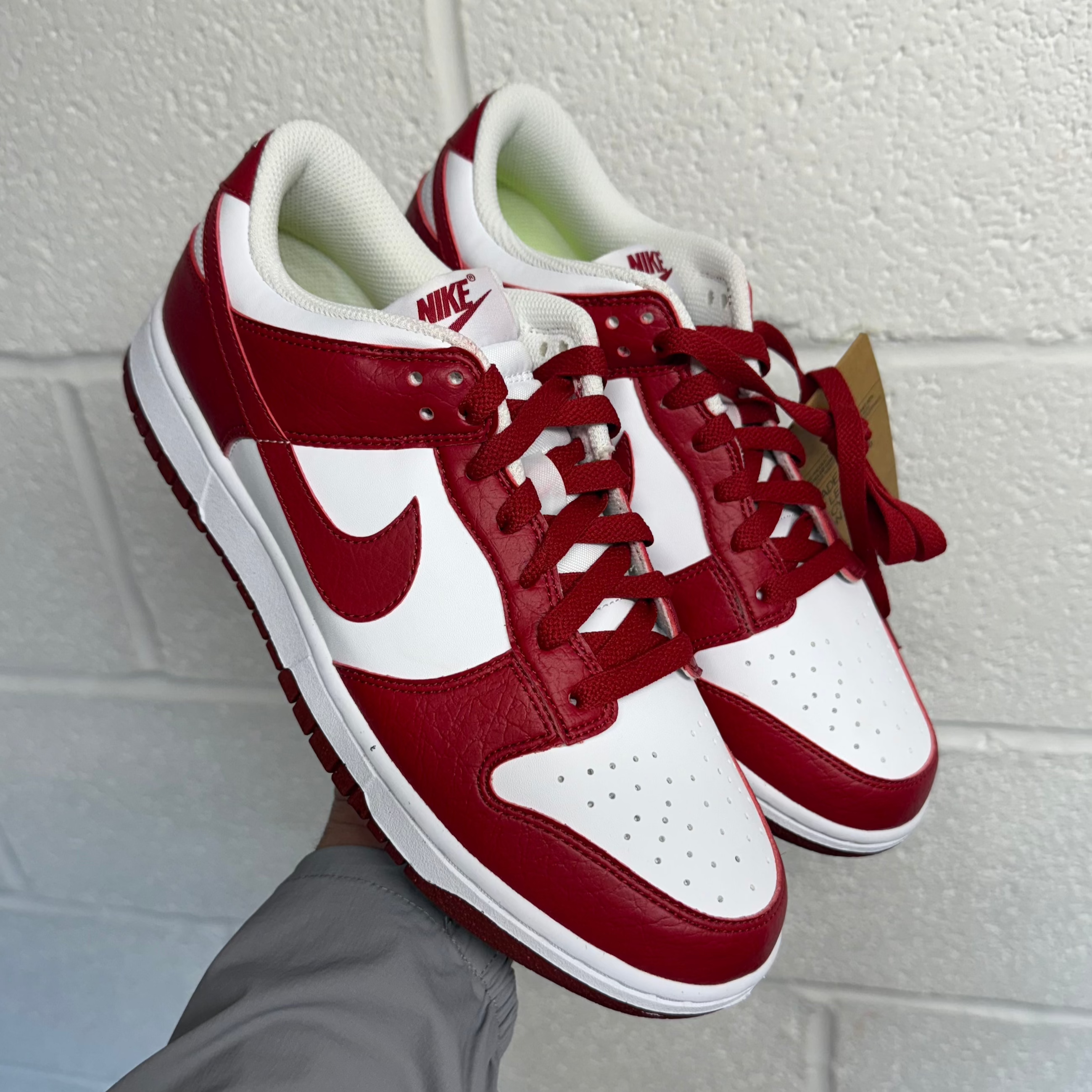 Nike Dunk Low Retro Men's Sneakers - Classic Basketball Shoes for Casual Wear & Street Style | Perfect for Everyday Fashion & Sports Enthusiasts