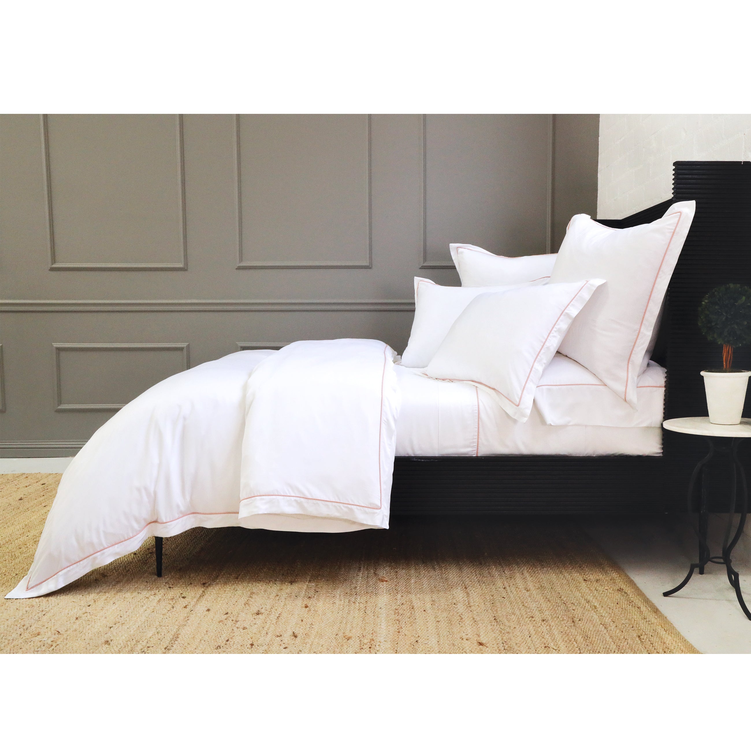 Sheena Bamboo Sateen Duvet Cover Set - Queen Size, Soft & Breathable Bedding Set for Luxurious Sleep - Perfect for Master Bedroom, Guest Room & Hotel Decor
