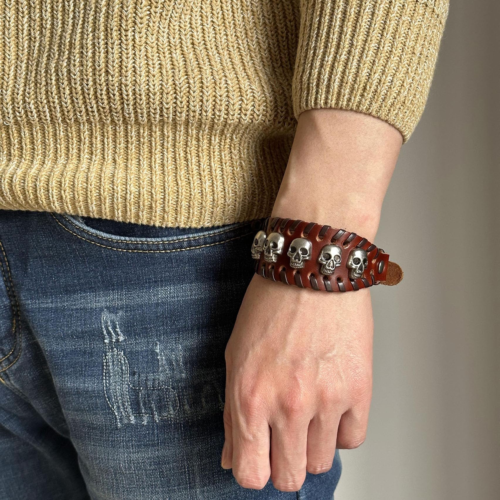 Punk Rock Skull Bracelet - Adjustable Braided Faux Leather Wristband with Belt Buckle - Gothic Arm Cuff for Men & Women - Perfect for Concerts, Halloween & Rock Fashion