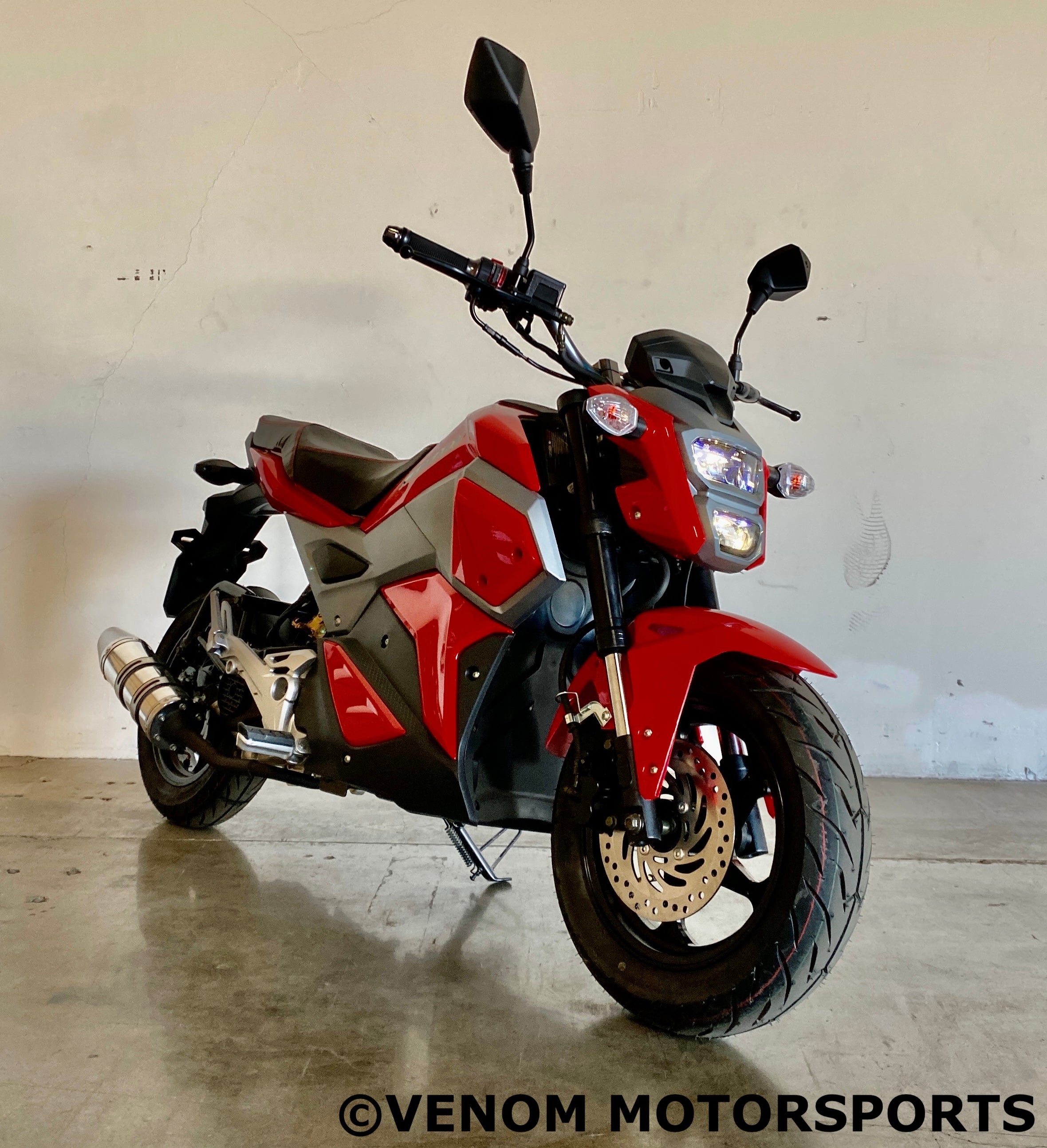 Venom Mini Max 50cc Automatic Motorcycle - Lightweight & Fuel Efficient for Commuting, Campus Riding & Urban Transportation