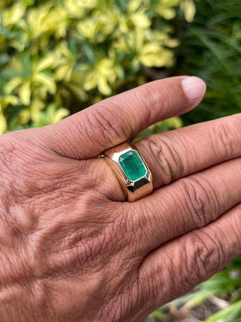 4.40ct Dark Green Emerald Men's Heavy Solitaire Bezel Class Ring in 14K Gold – Perfect for Graduation, Prom, and Special Occasions