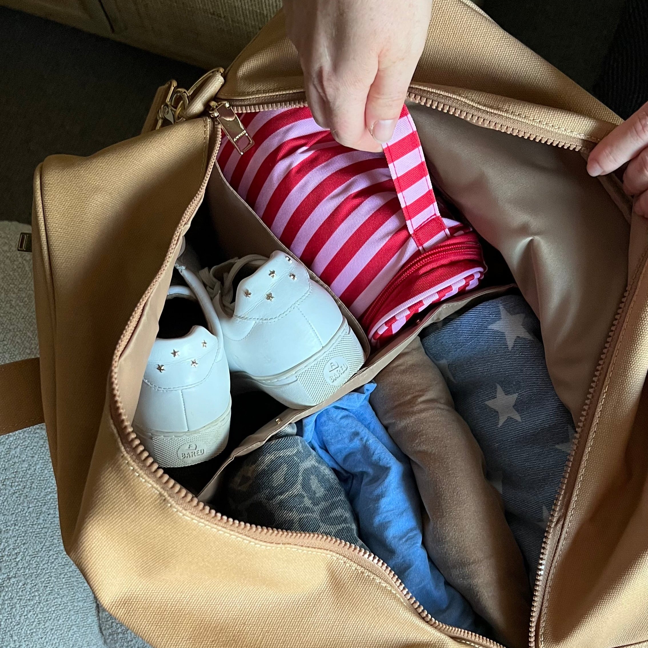 Bon Voyage Weekender Bag - Durable & Stylish Tan Travel Duffel for Women & Men | Perfect for Weekend Getaways, Gym, Work & Overnight Trips