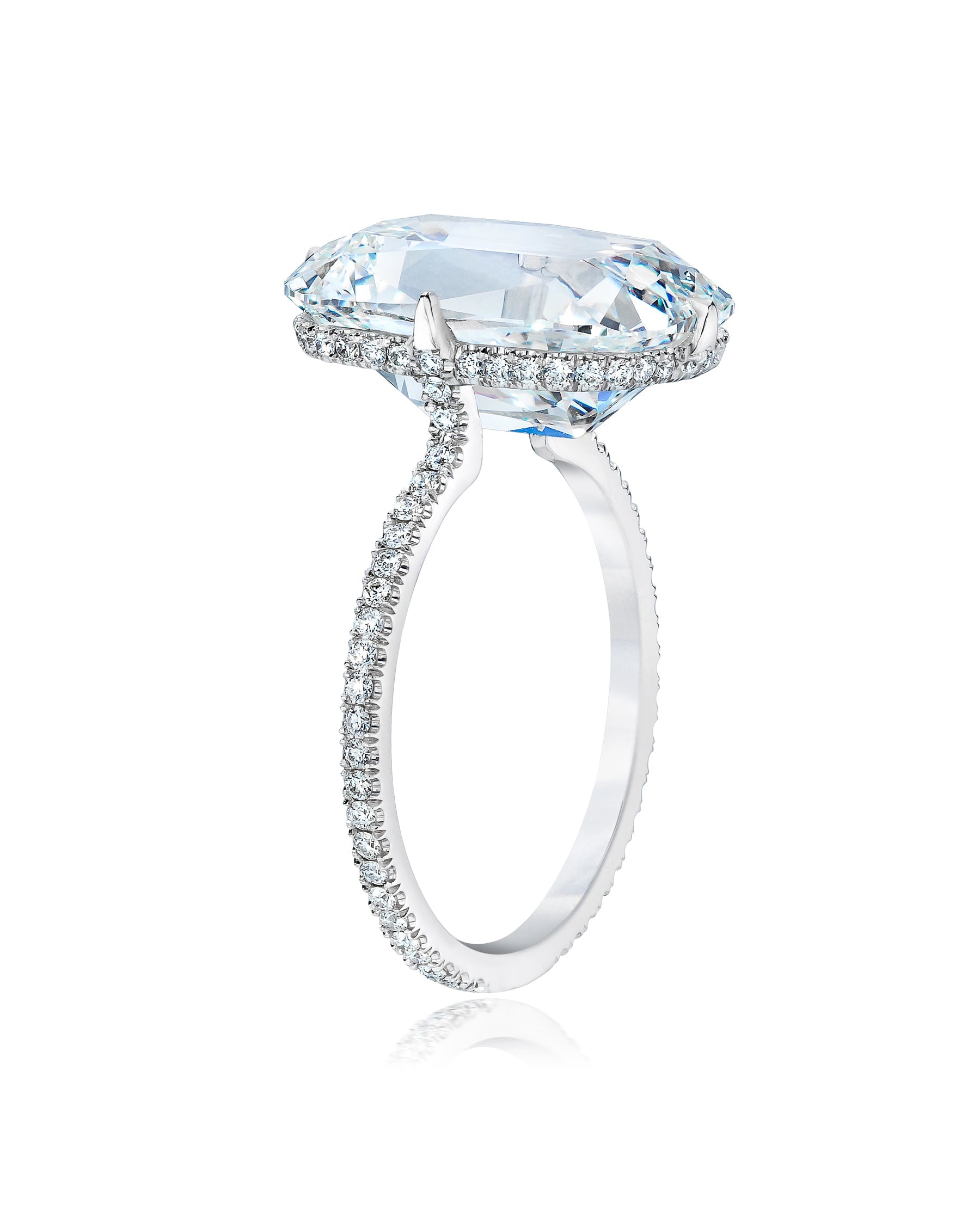 Signature Devon Oval Engagement Ring - Elegant Solitaire Diamond Ring for Women - Perfect for Proposals, Weddings & Anniversaries