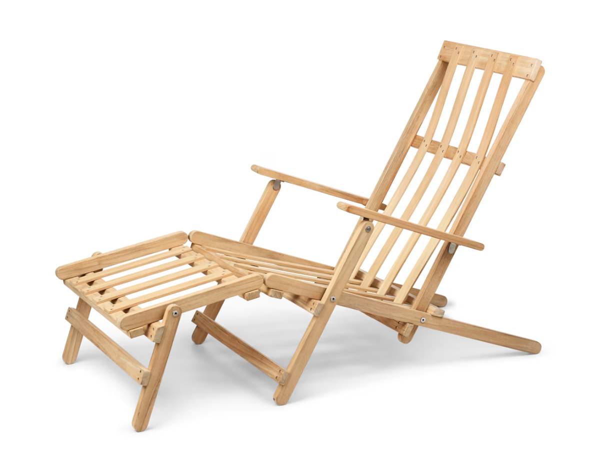 Premium BM5565 Folding Deck Chair with Adjustable Footrest & Comfortable Cushion - Perfect for Beach, Poolside, Patio, and Outdoor Relaxation