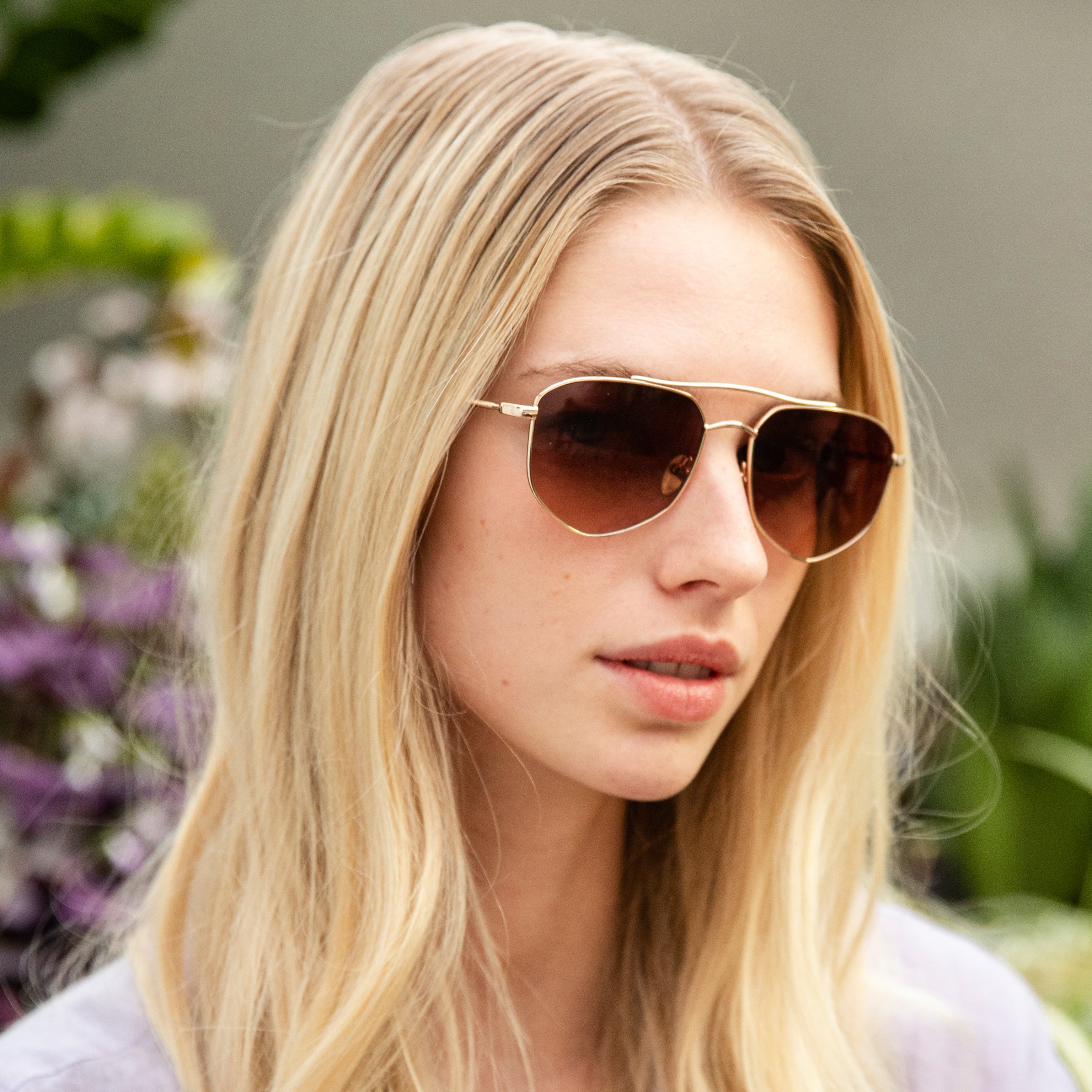 Andrea Women's Brown Gradient Sunglasses - Polarized UV Protection Fashion Shades for Driving, Beach & Outdoor Activities